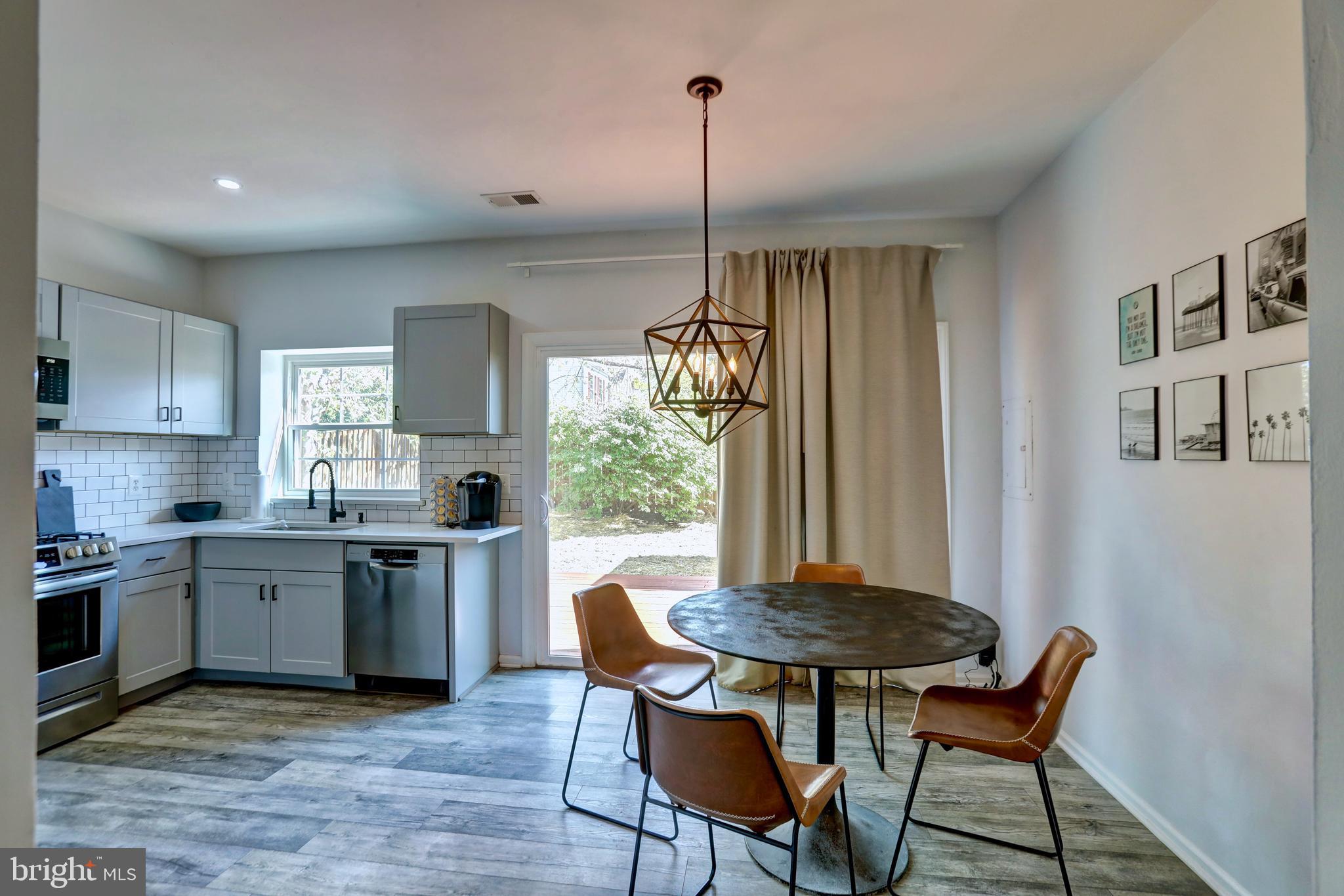 HIGHLAND MEWS - Residential