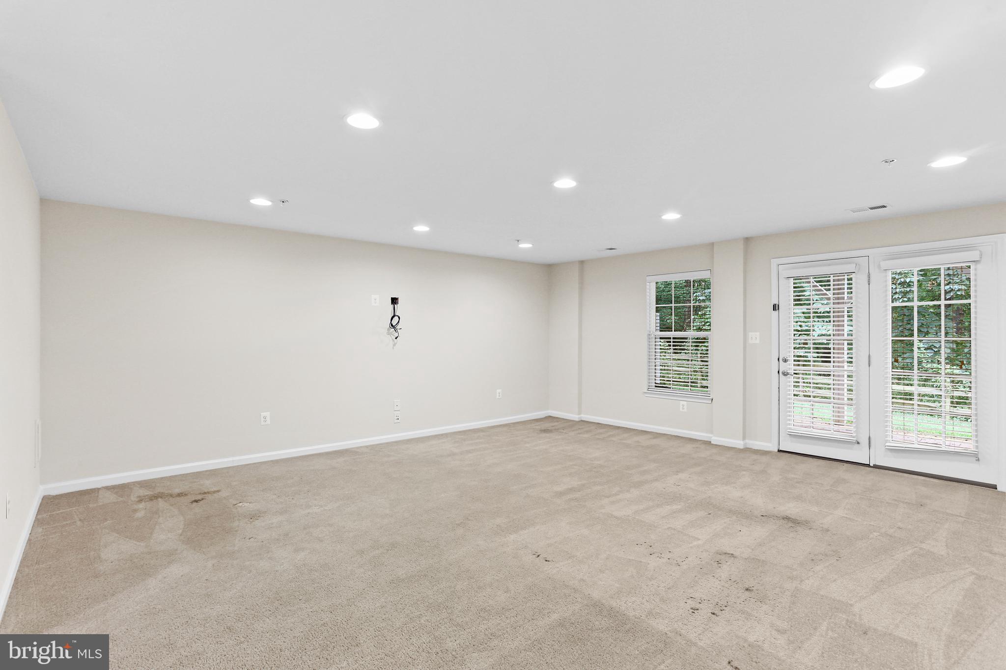 CLARKSBURG VILLAGE - Residential Lease