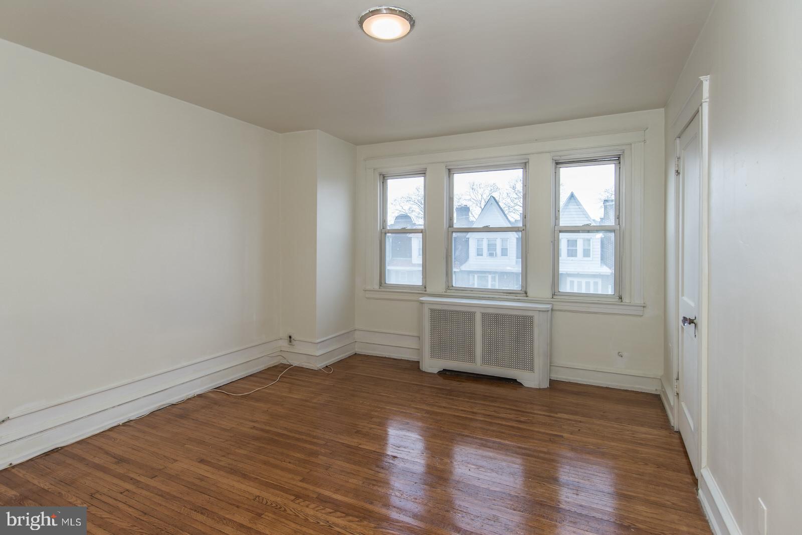 HOLMESBURG - Residential