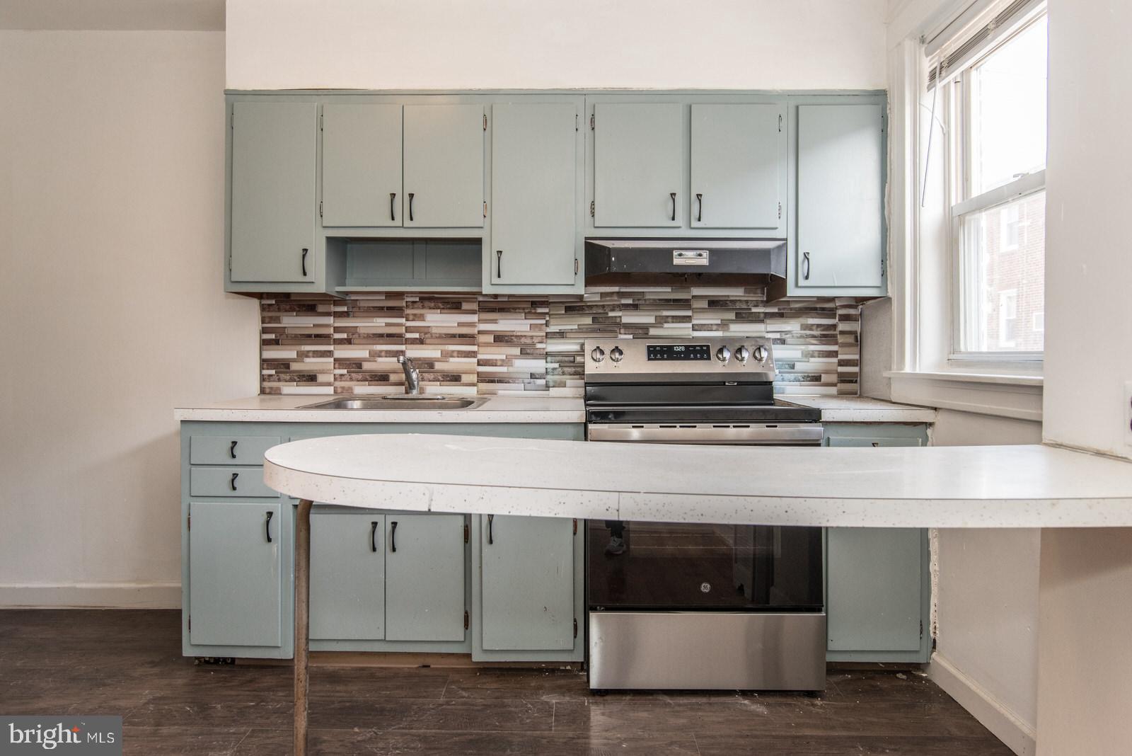 HOLMESBURG - Residential