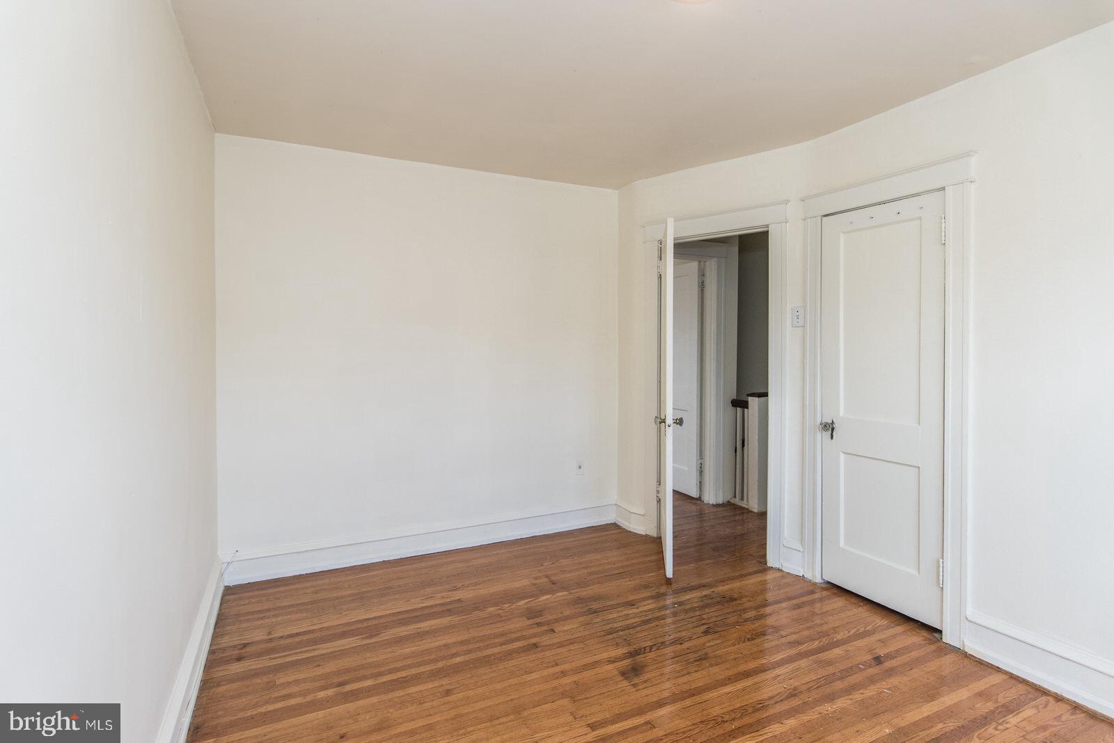 HOLMESBURG - Residential