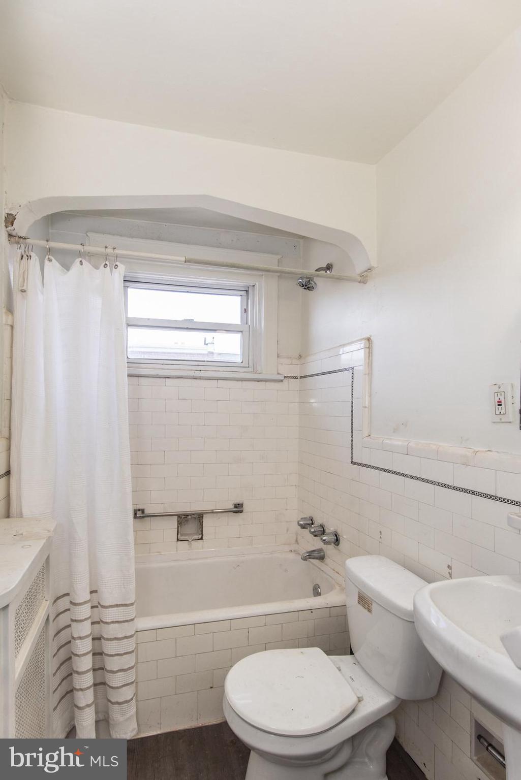 HOLMESBURG - Residential