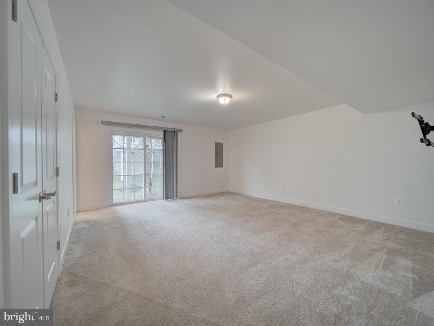 BRADLEY SQUARE - Residential