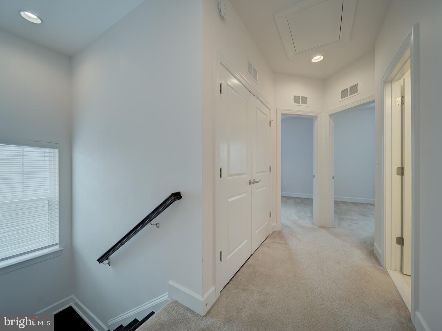 BRADLEY SQUARE - Residential