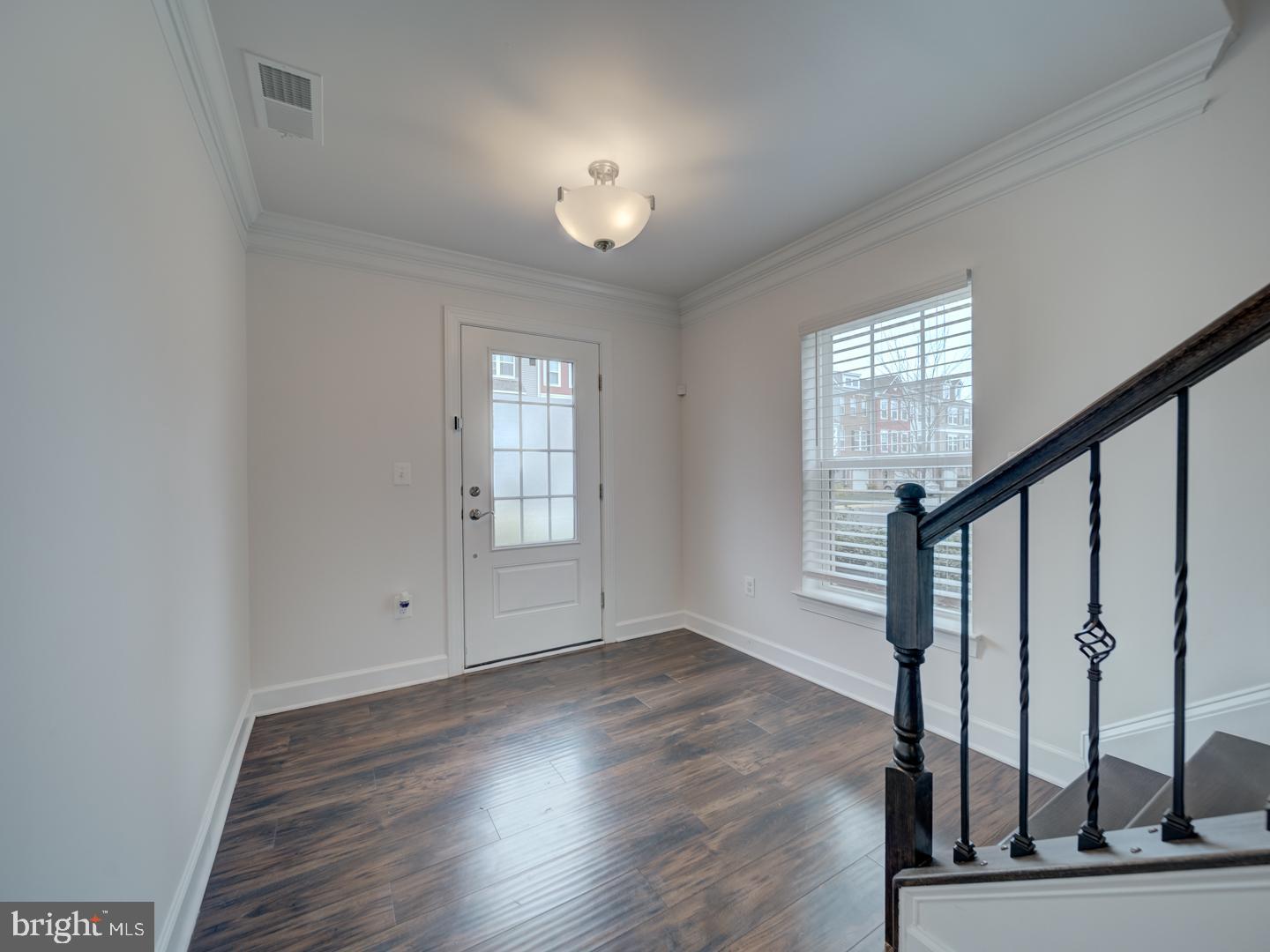 BRADLEY SQUARE - Residential