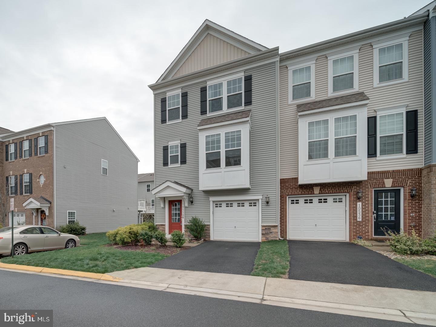 BRADLEY SQUARE - Residential