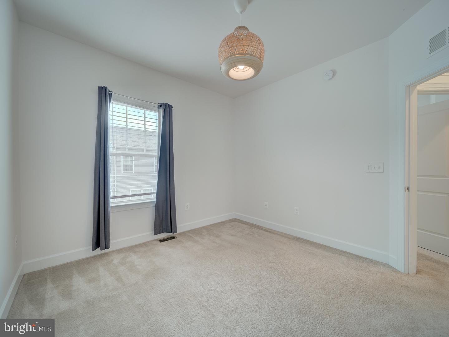 BRADLEY SQUARE - Residential