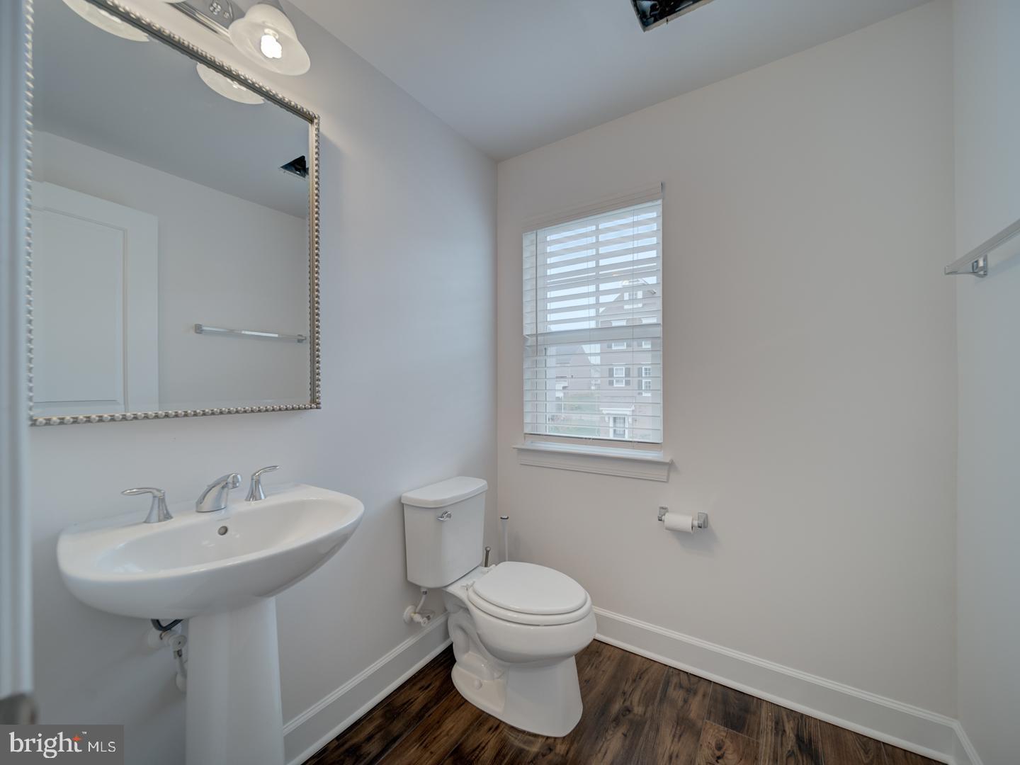 BRADLEY SQUARE - Residential