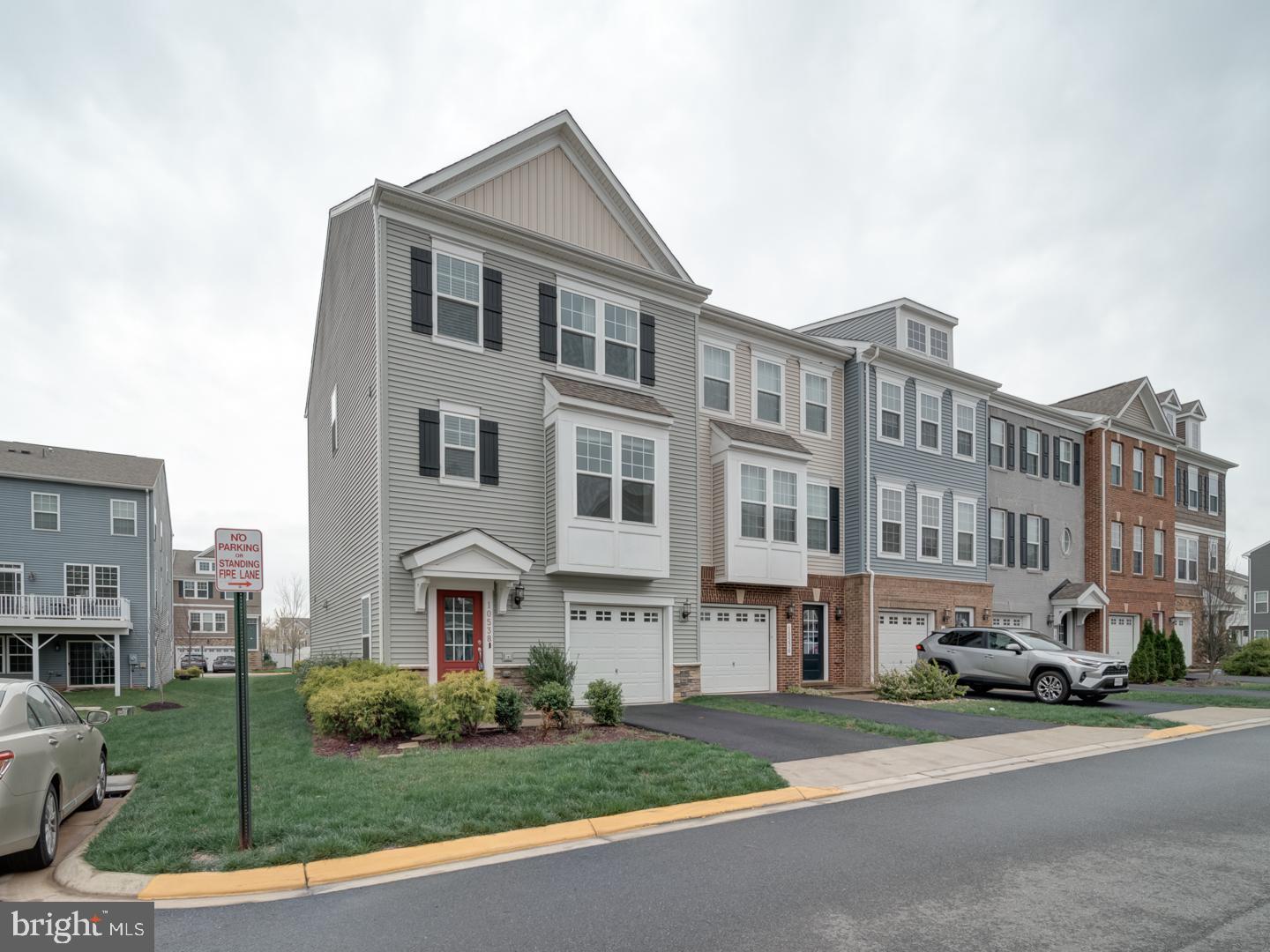 BRADLEY SQUARE - Residential