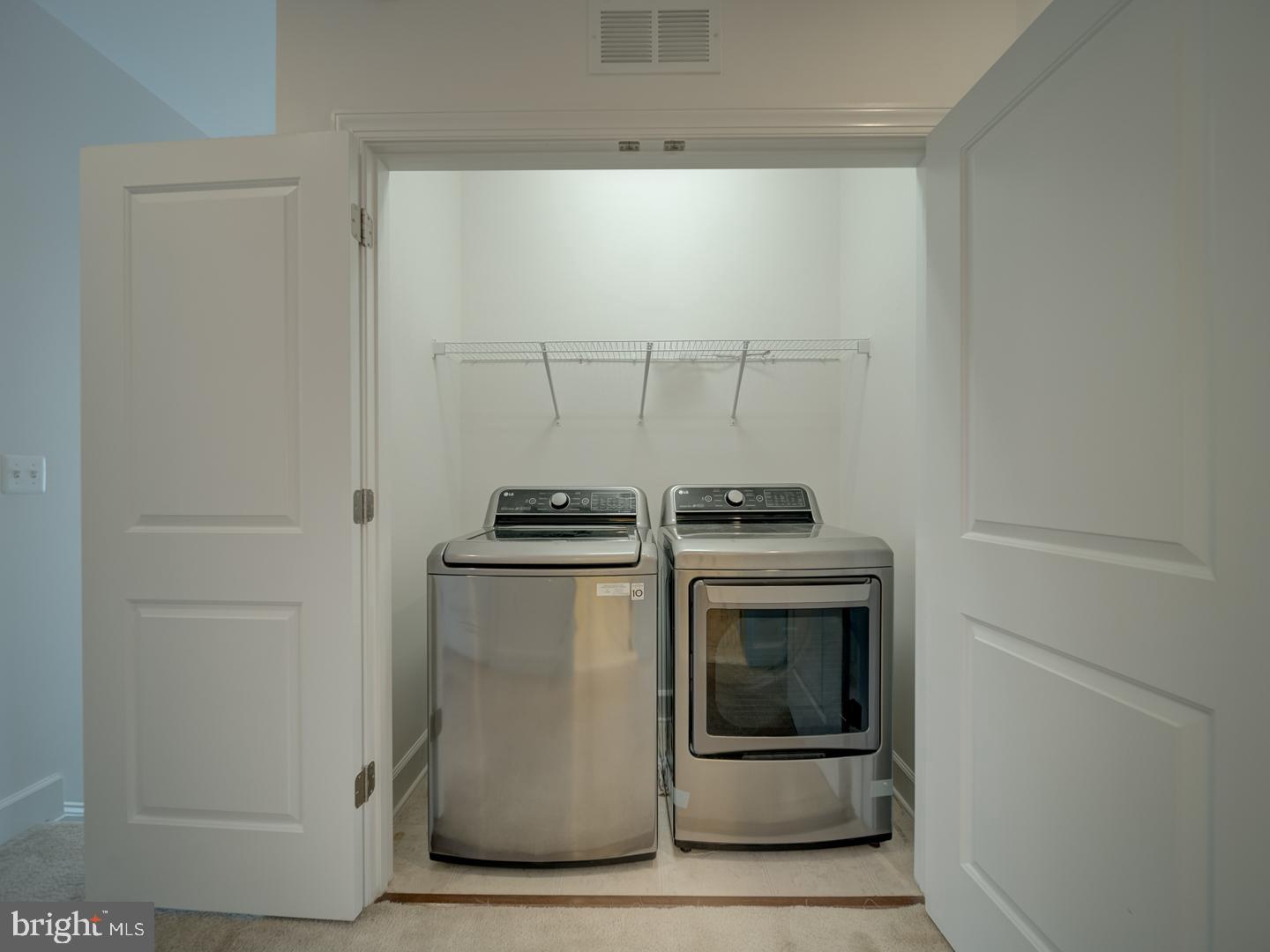 BRADLEY SQUARE - Residential