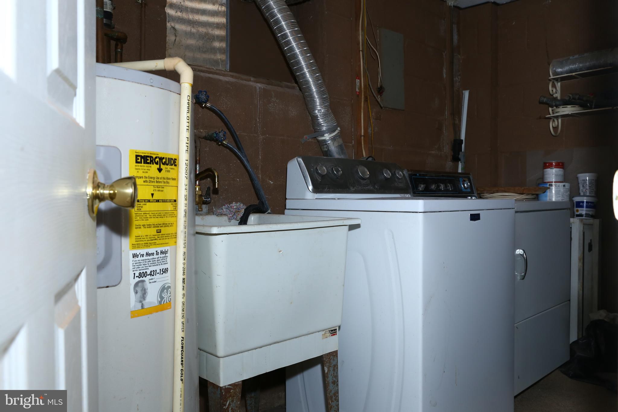 GLENMONT HEIGHTS - Residential Lease