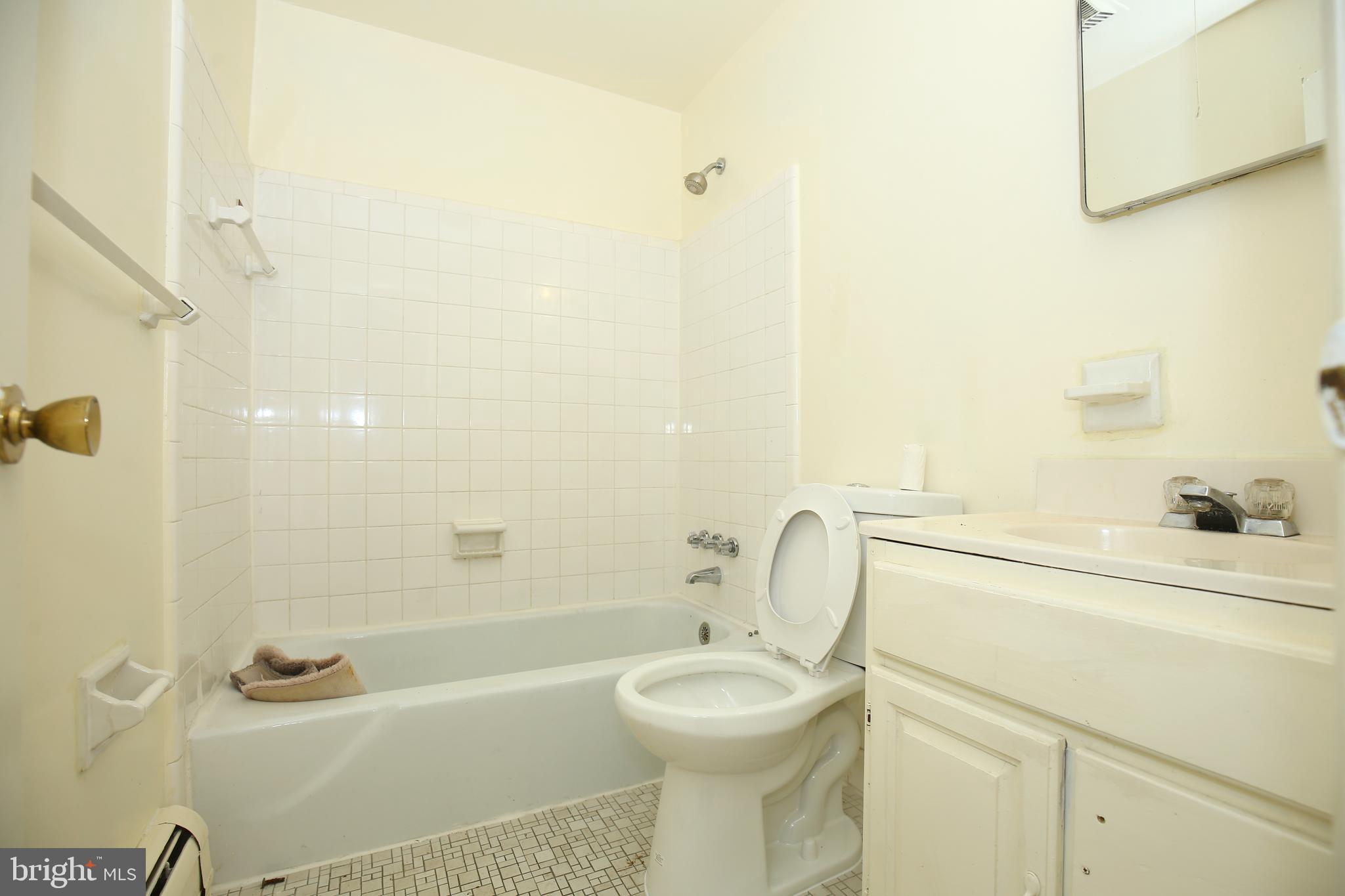 GLENMONT HEIGHTS - Residential Lease