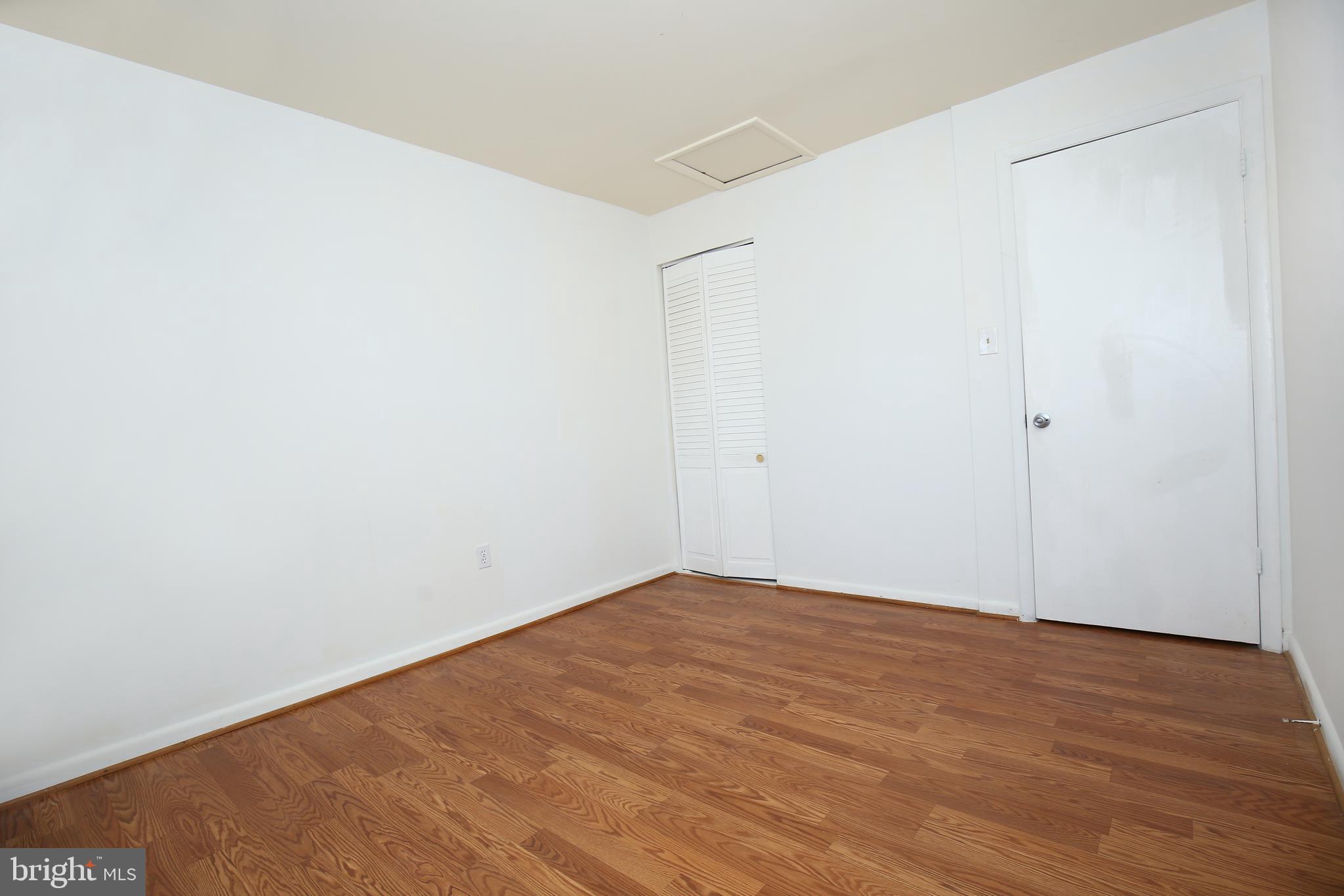 GLENMONT HEIGHTS - Residential Lease