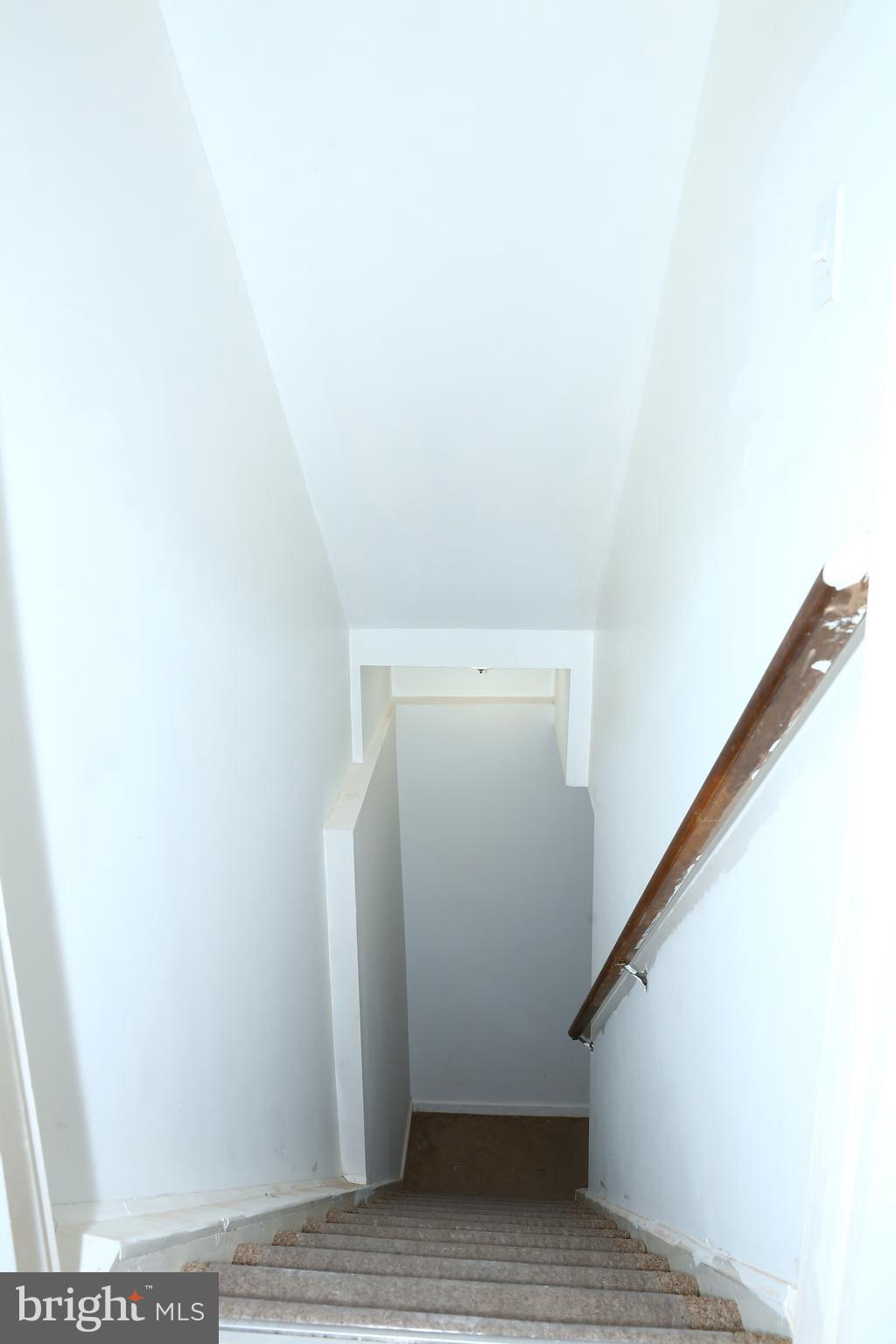 GLENMONT HEIGHTS - Residential Lease