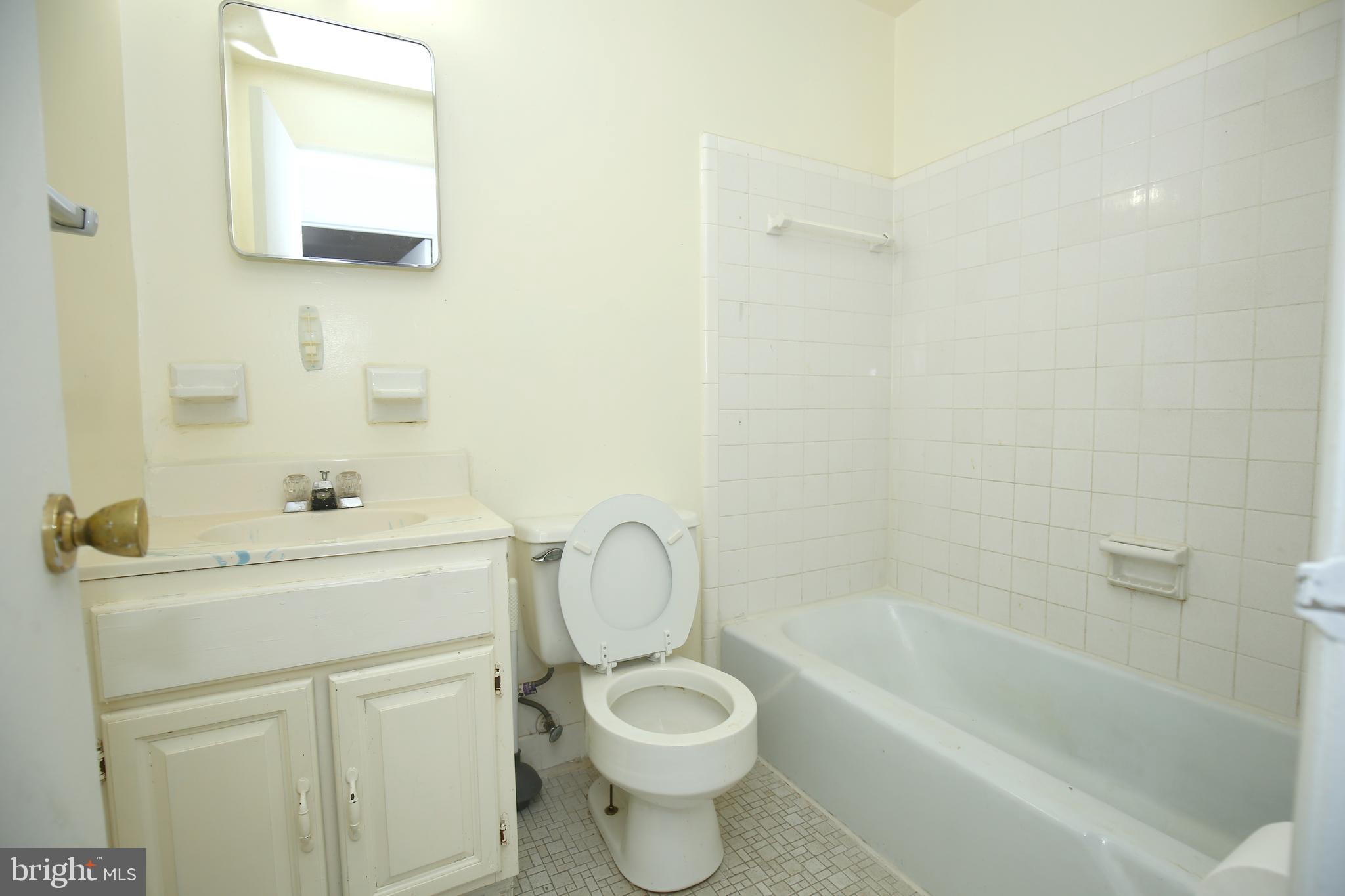 GLENMONT HEIGHTS - Residential Lease