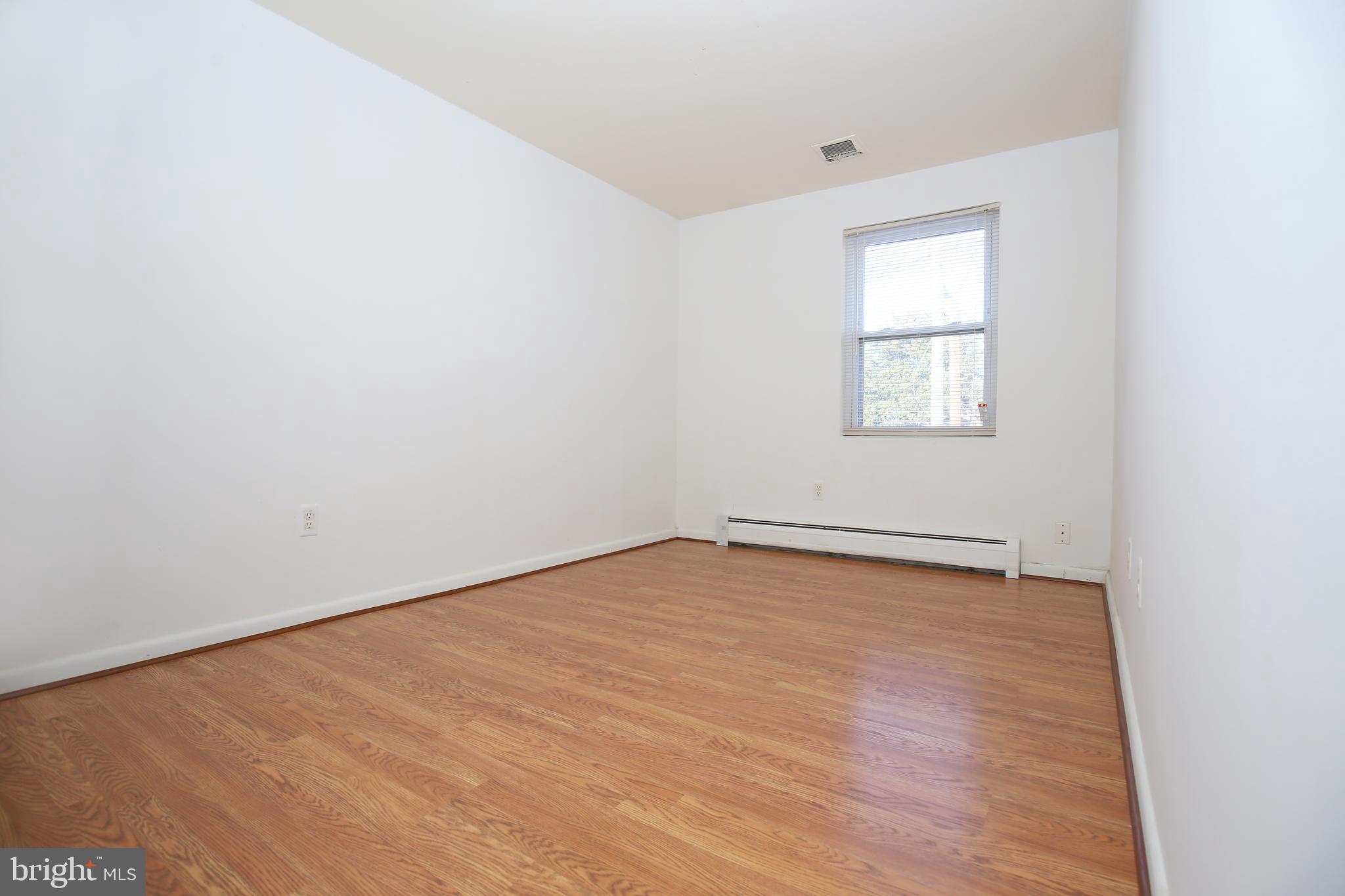 GLENMONT HEIGHTS - Residential Lease