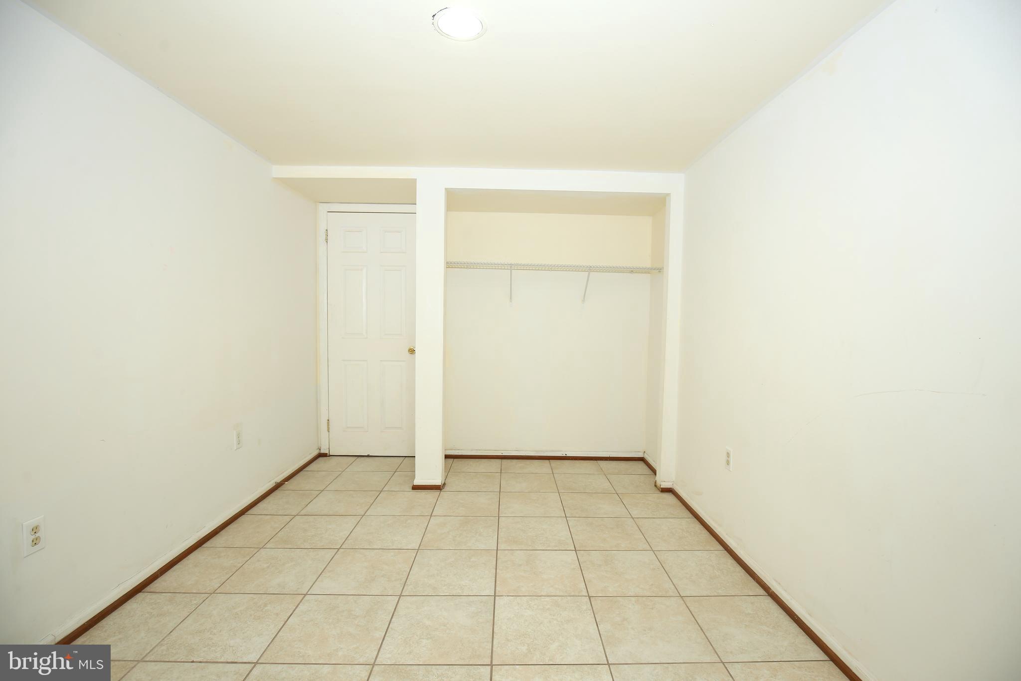 GLENMONT HEIGHTS - Residential Lease