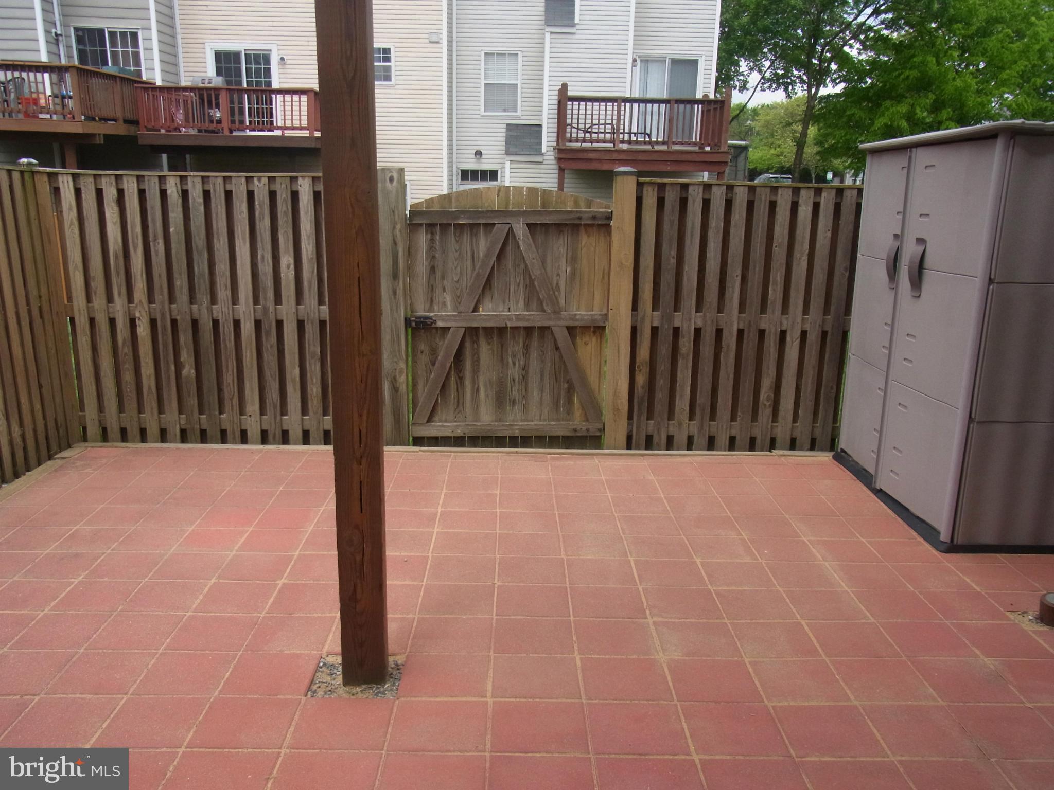 NANTUCKET MEWS @ CROFTON - Residential