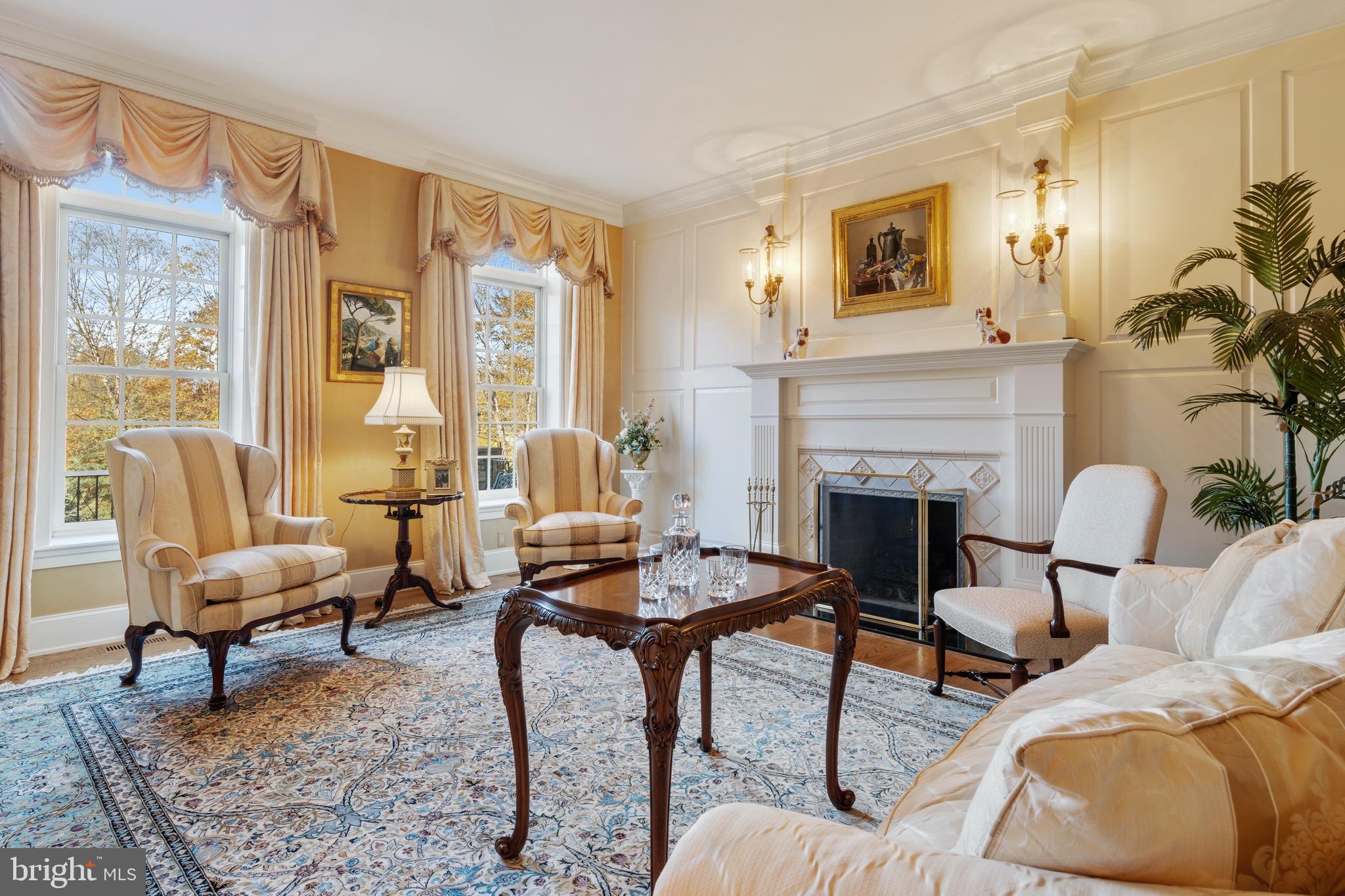 RADCLIFF MANOR - Residential