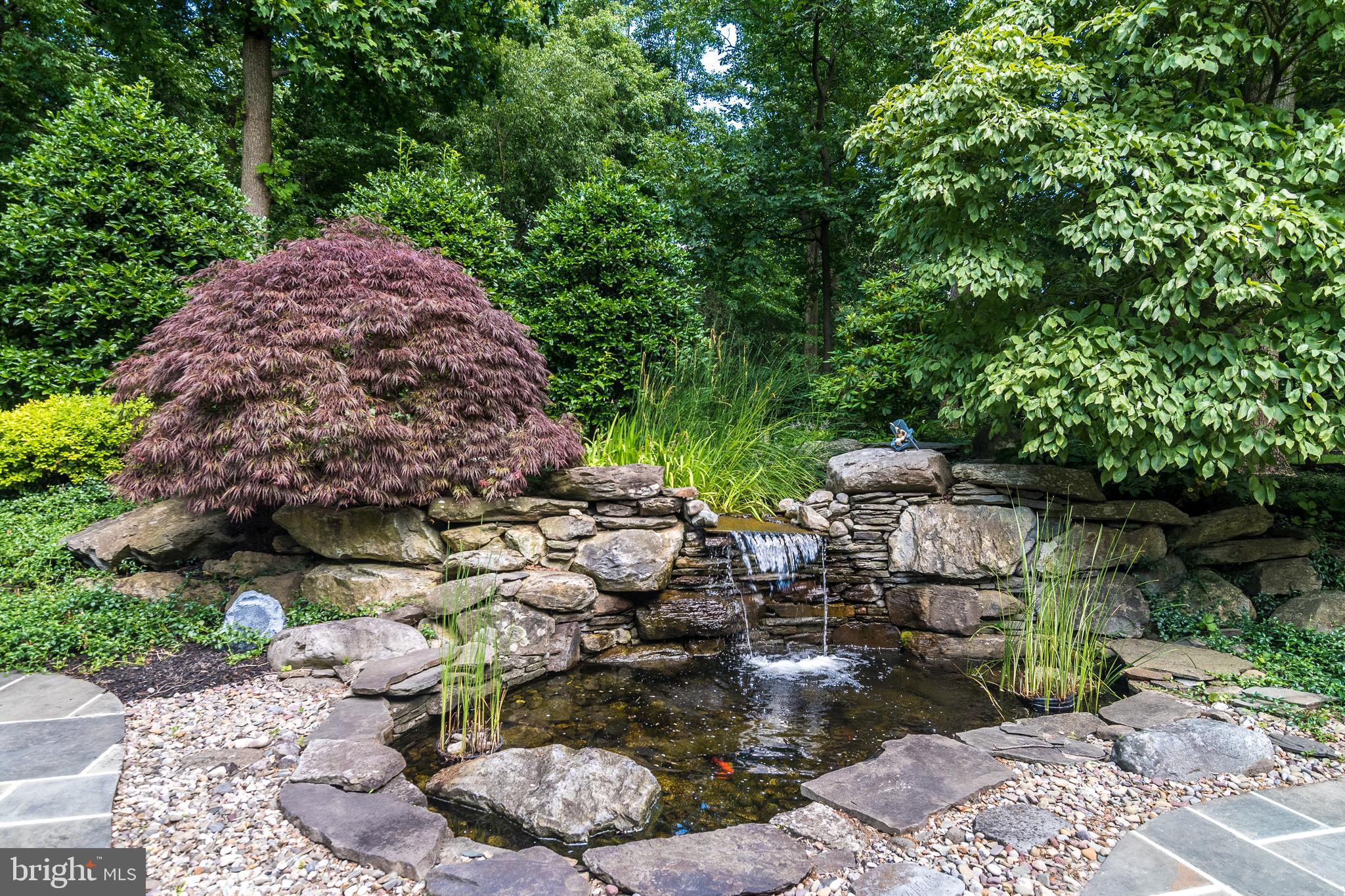 RADCLIFF MANOR - Residential