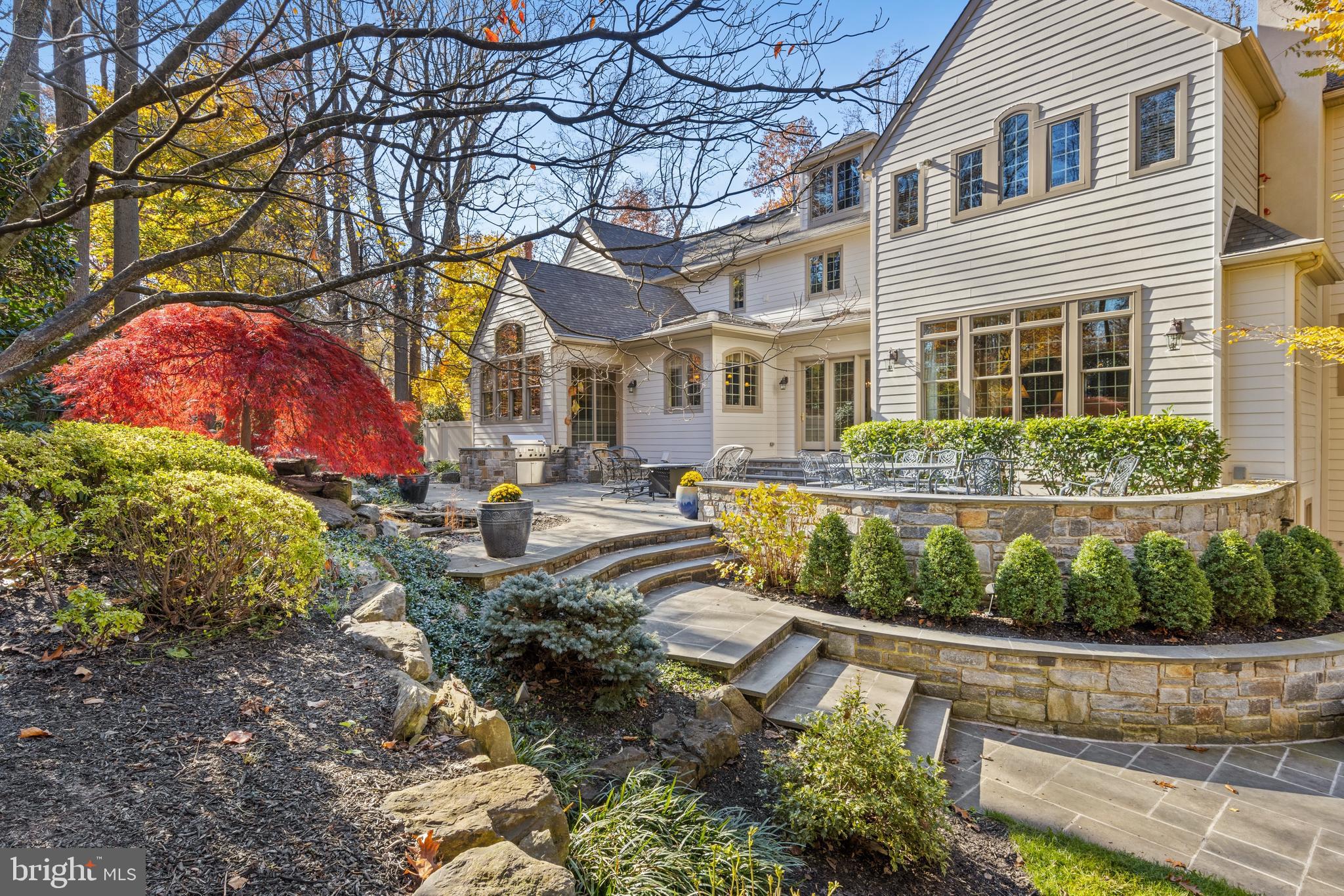 RADCLIFF MANOR - Residential