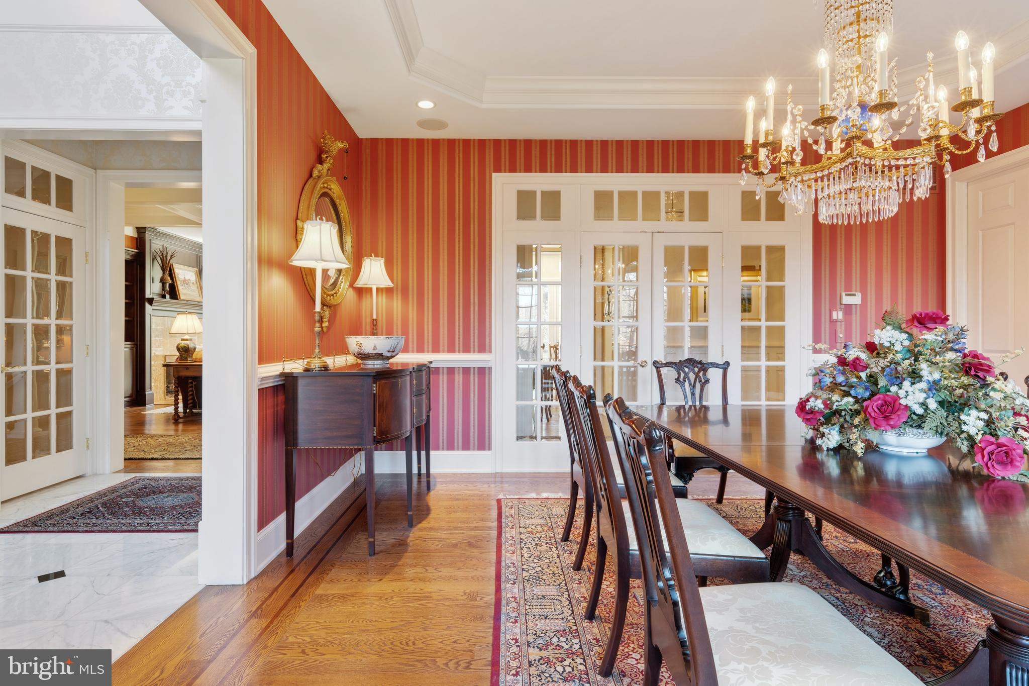 RADCLIFF MANOR - Residential