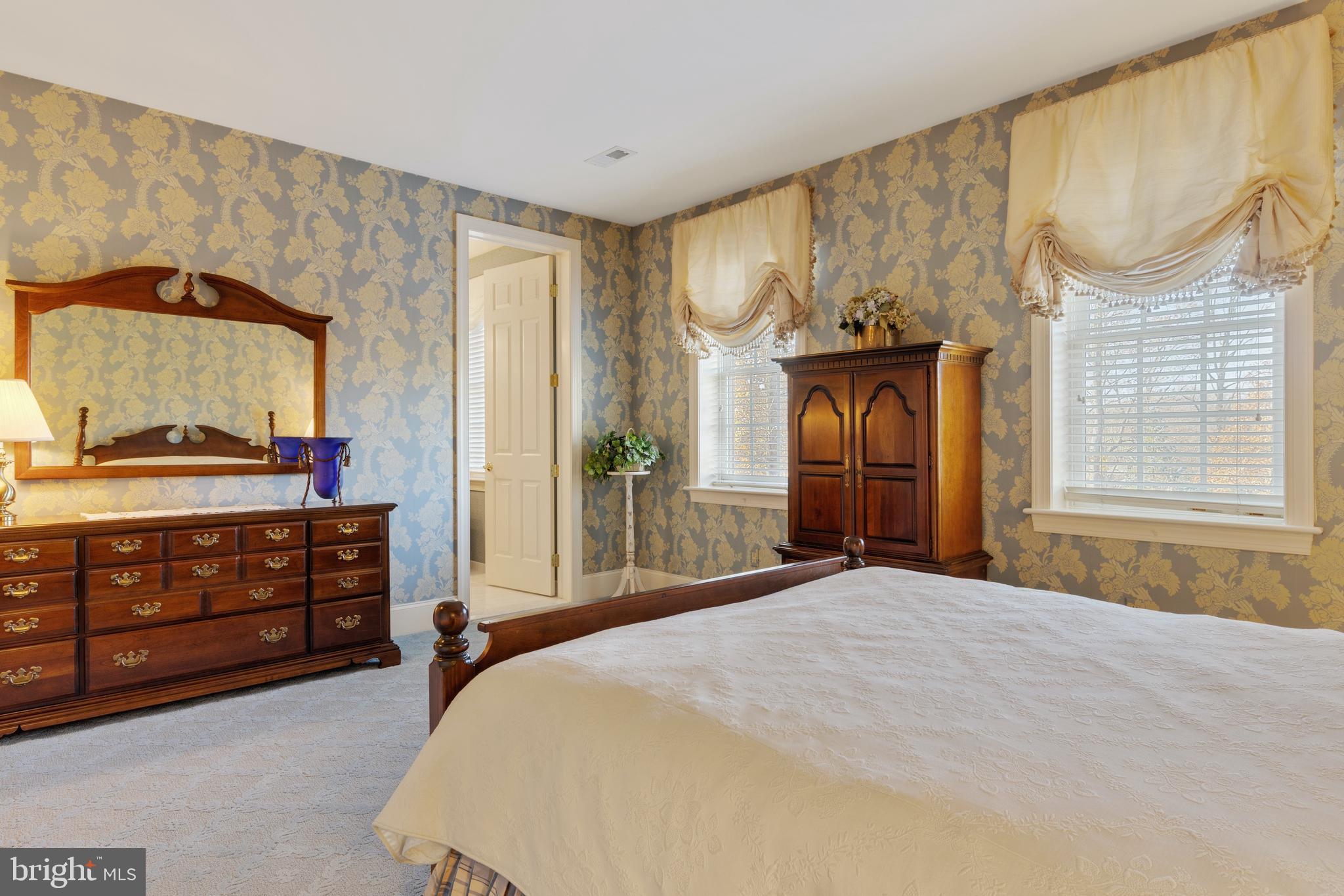 RADCLIFF MANOR - Residential