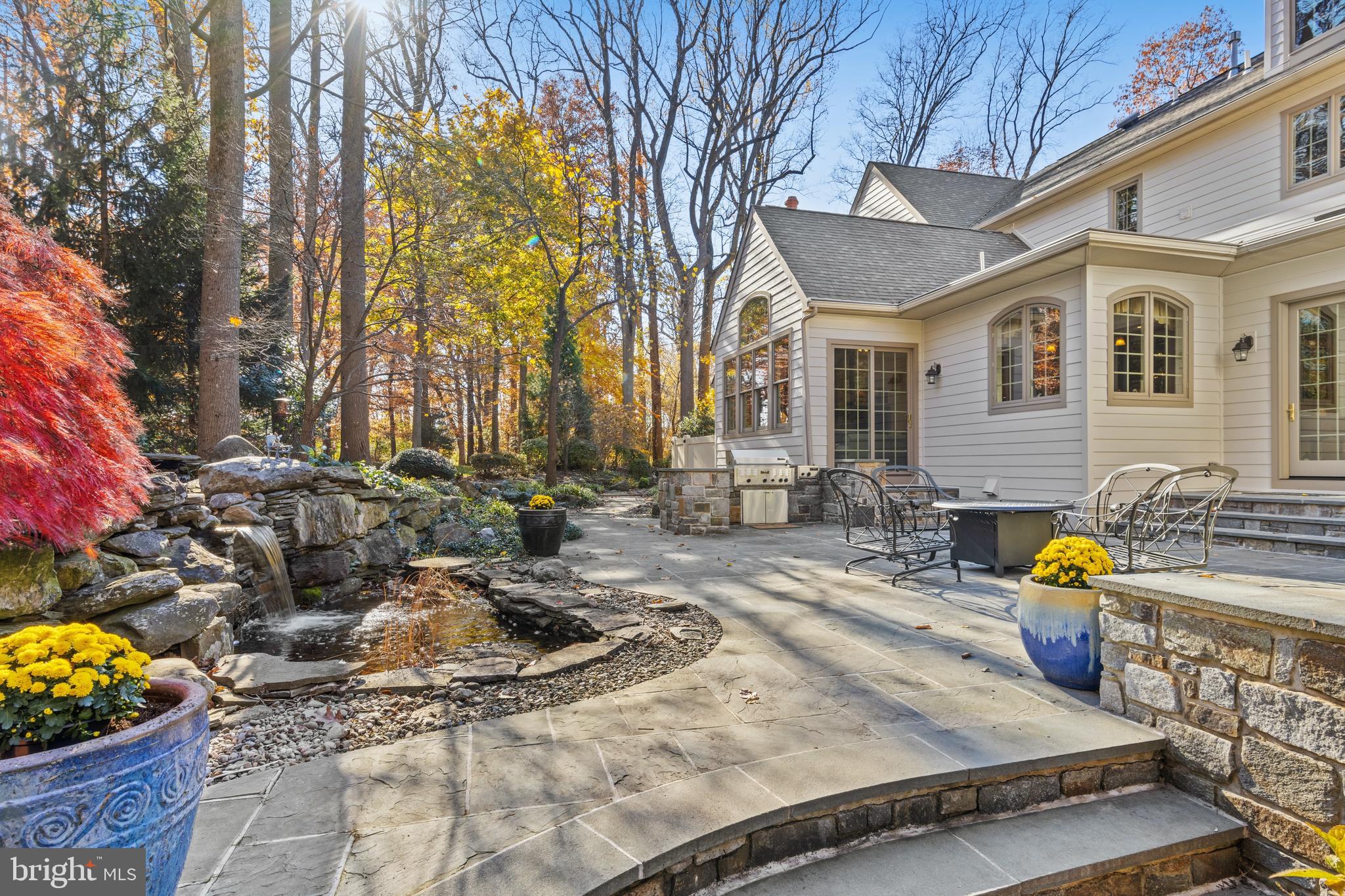 RADCLIFF MANOR - Residential