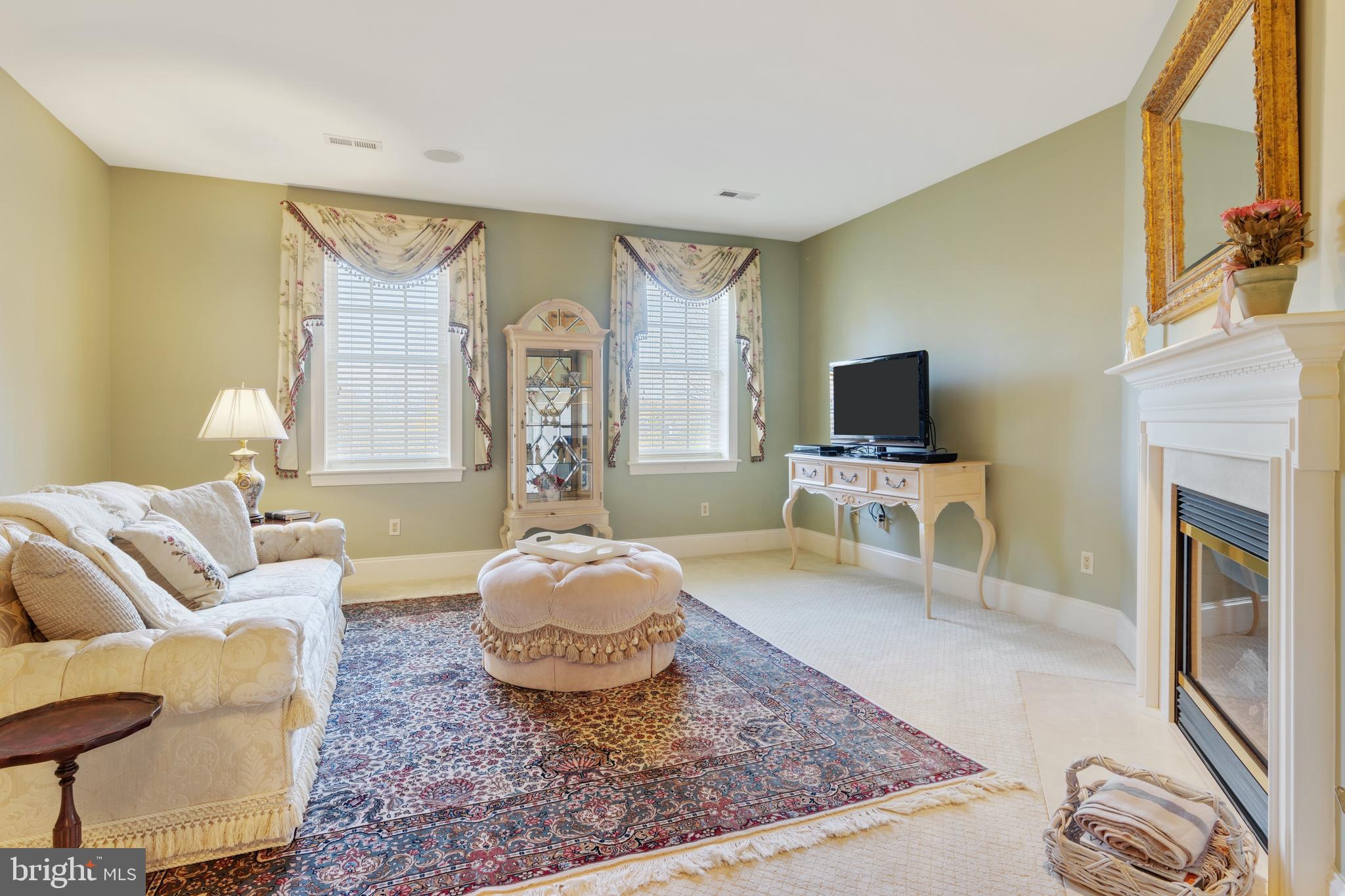 RADCLIFF MANOR - Residential