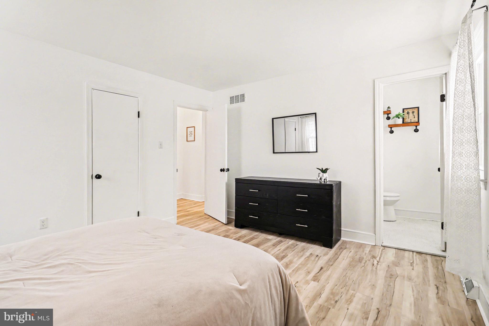 NESHAMINY FALLS - Residential