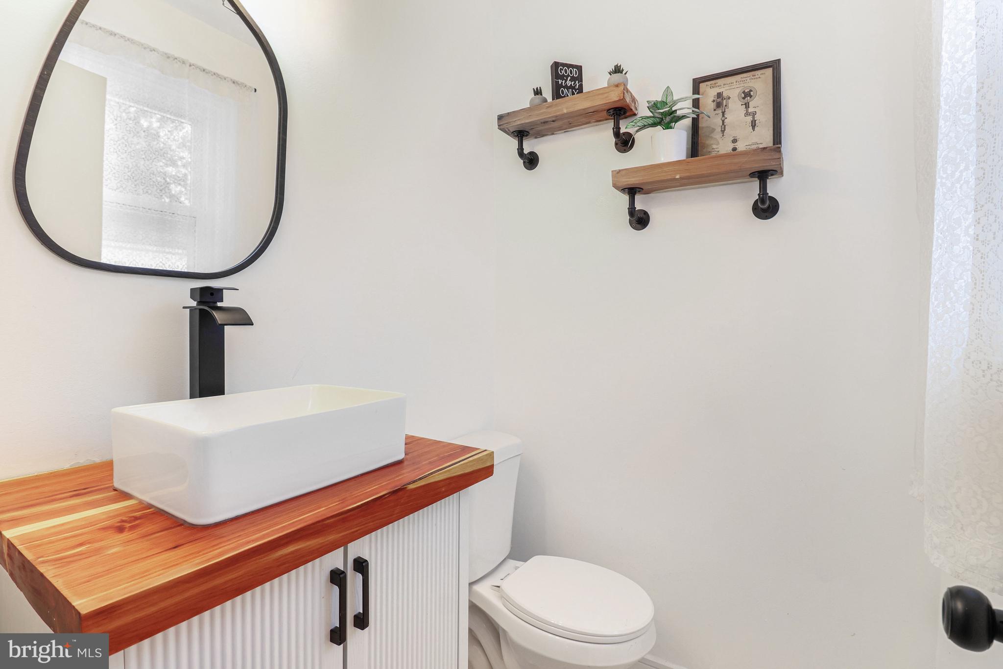 NESHAMINY FALLS - Residential