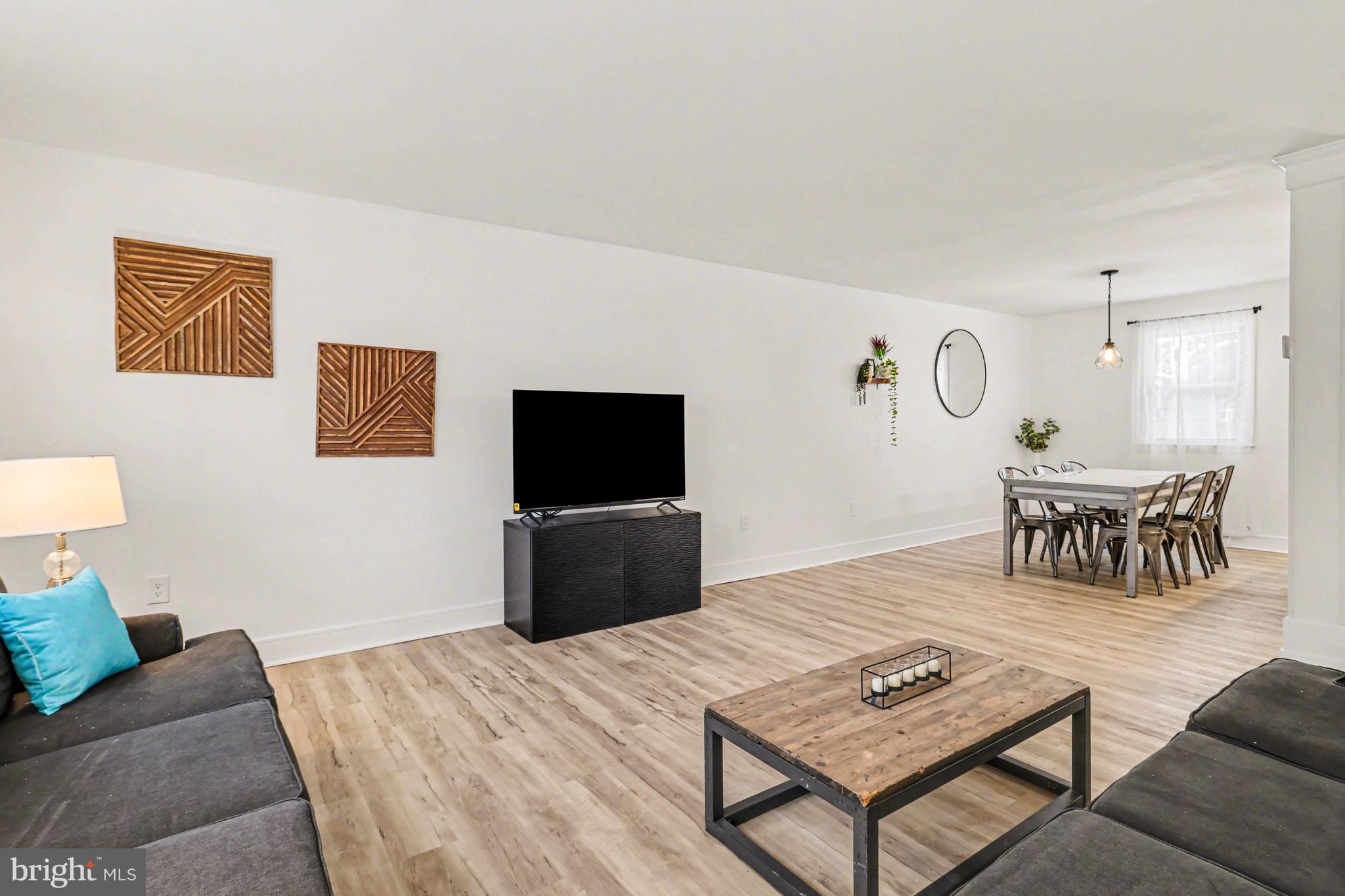 NESHAMINY FALLS - Residential