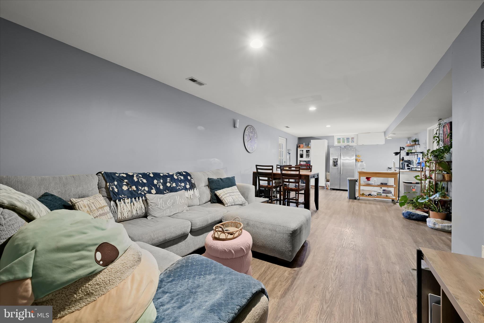 DISNEY ESTATES - Residential