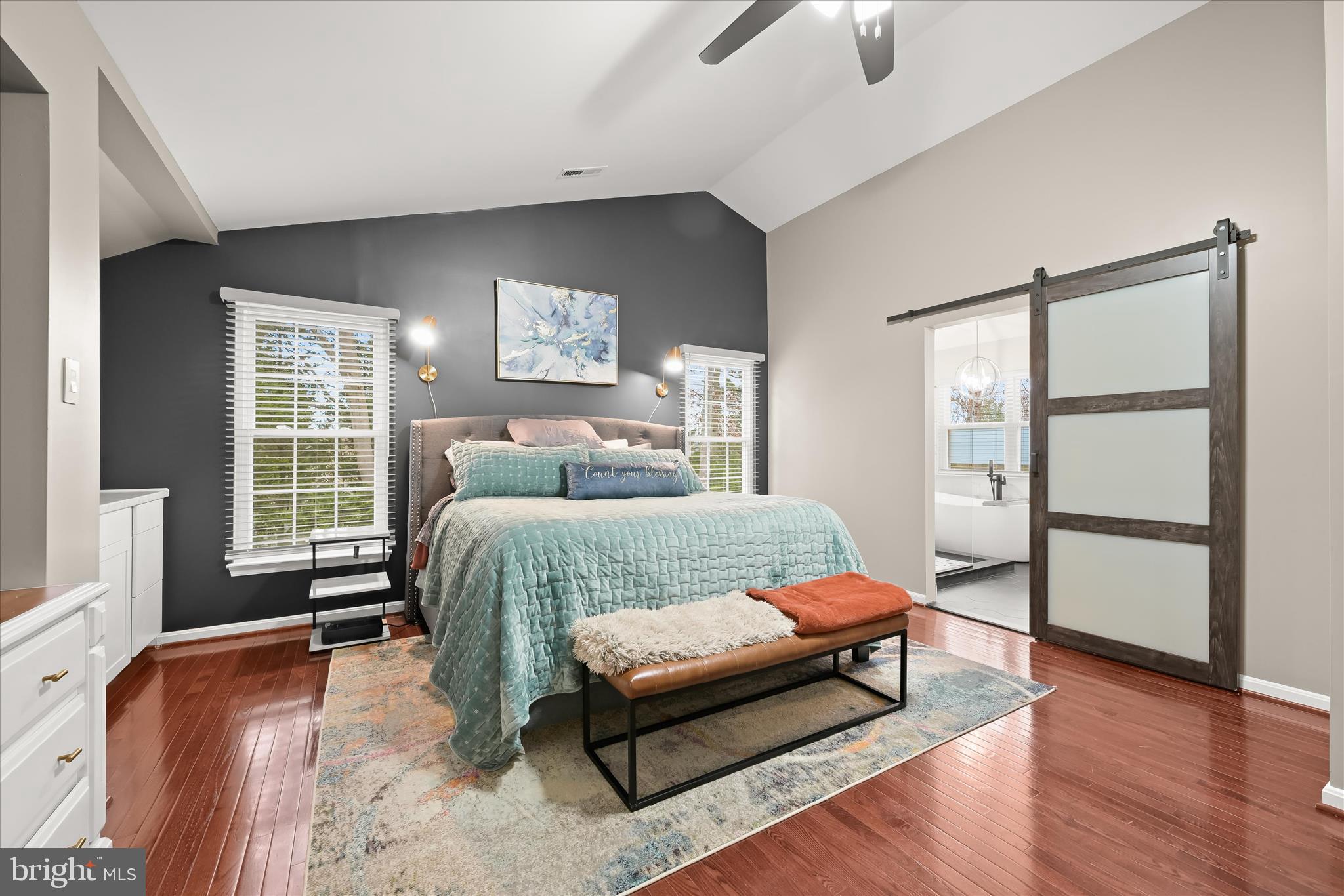 DISNEY ESTATES - Residential