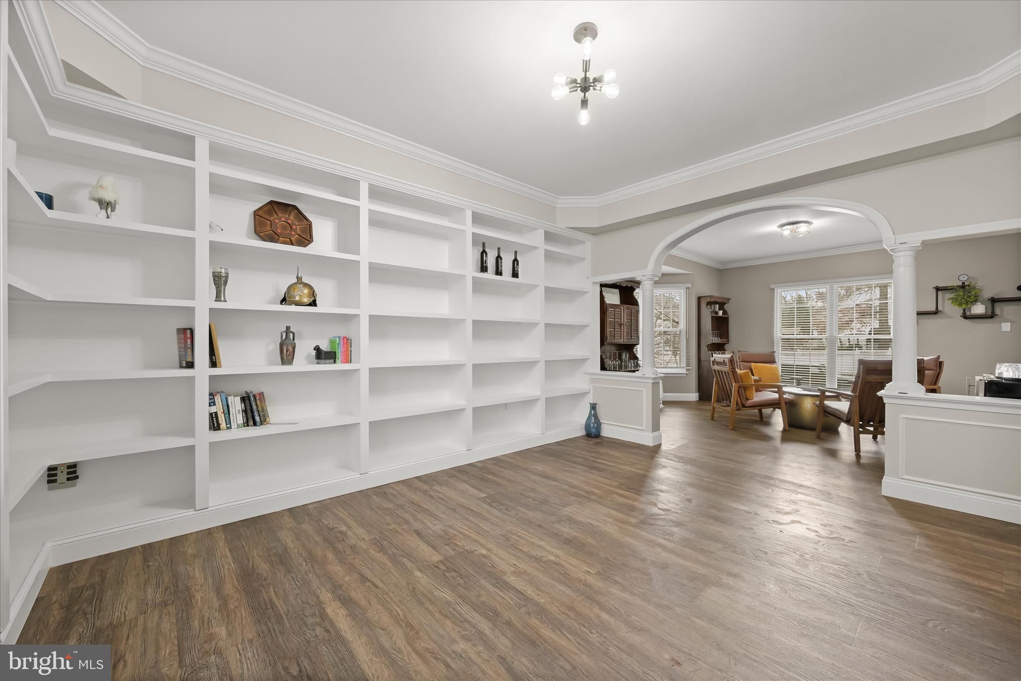 DISNEY ESTATES - Residential