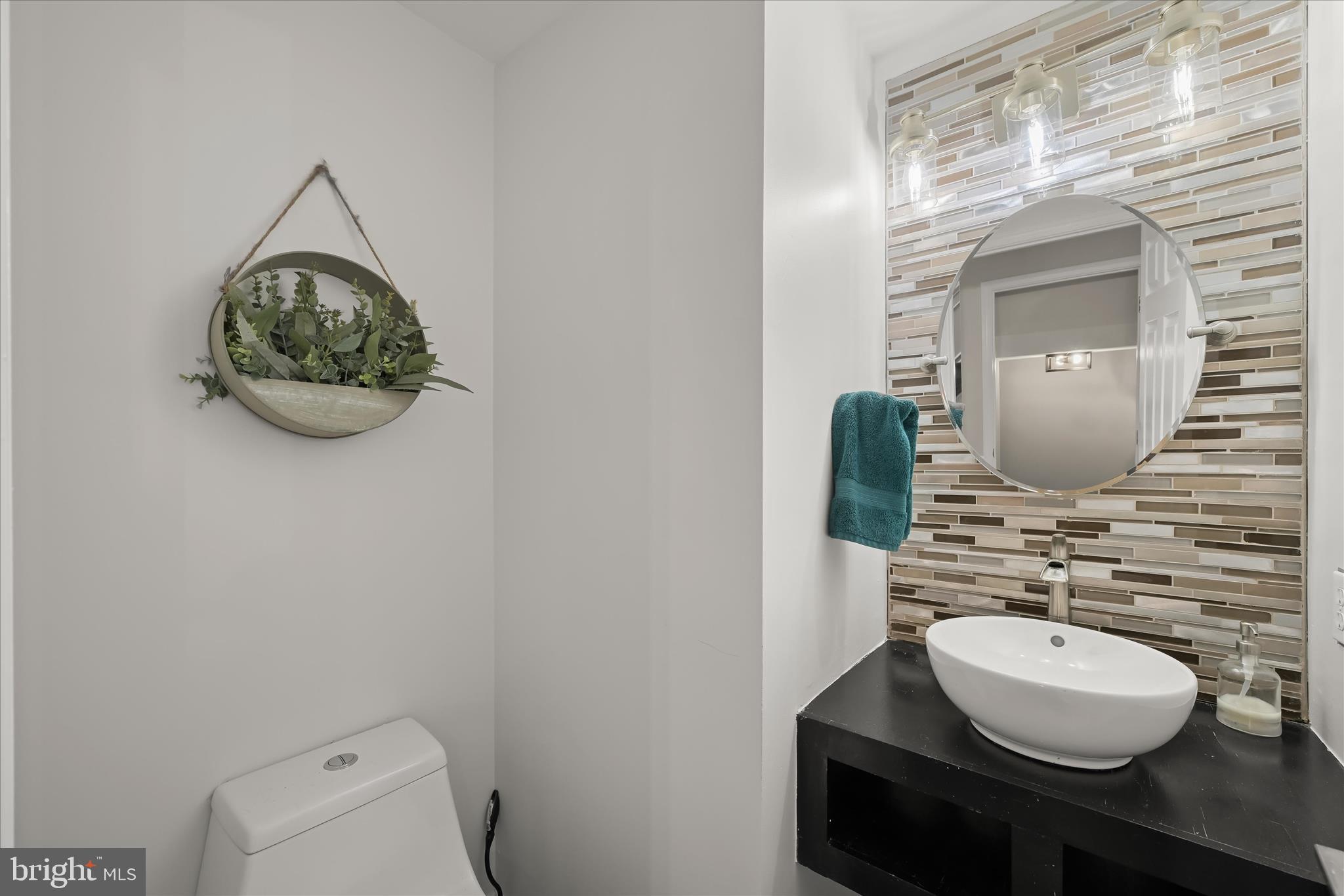 DISNEY ESTATES - Residential