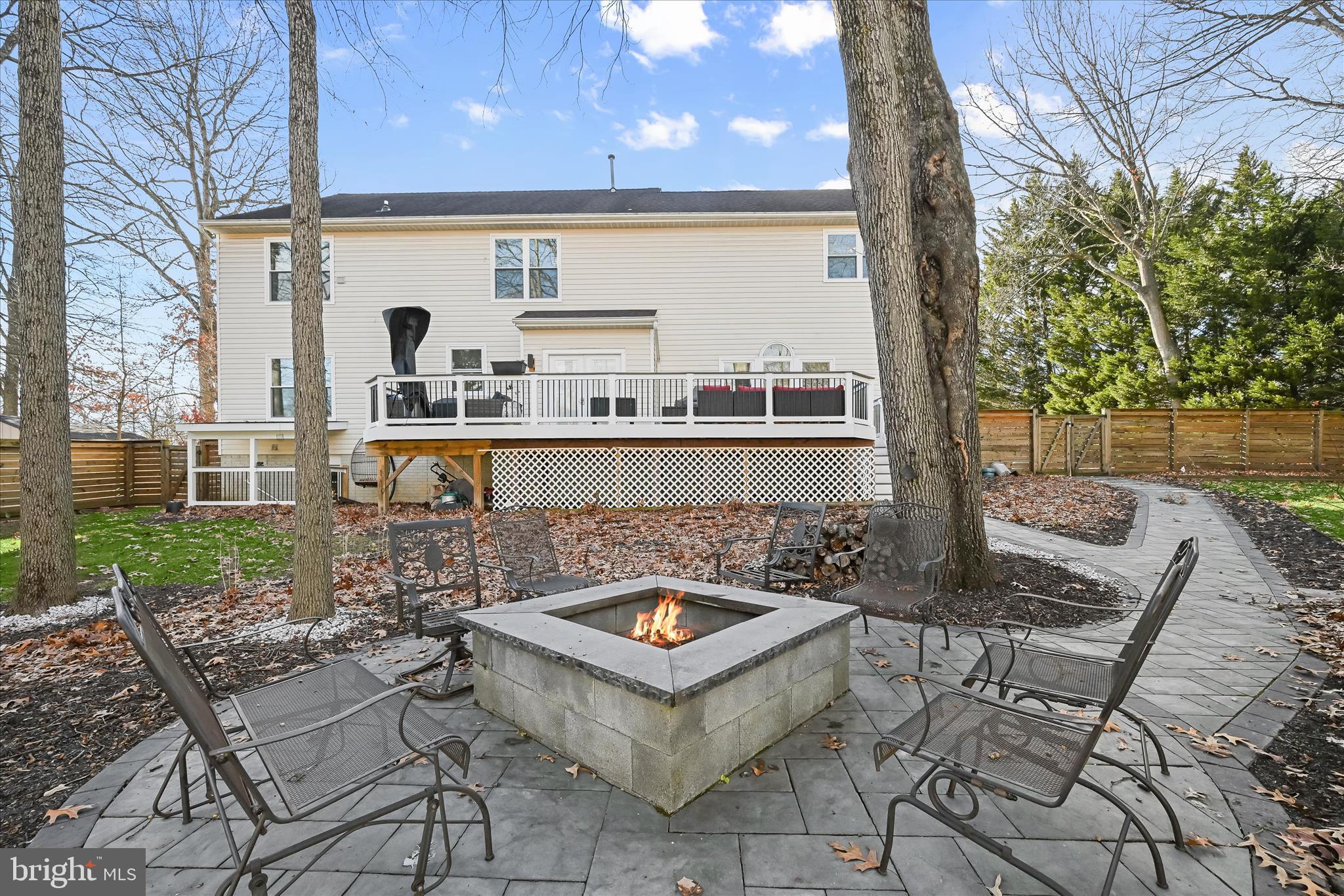 DISNEY ESTATES - Residential