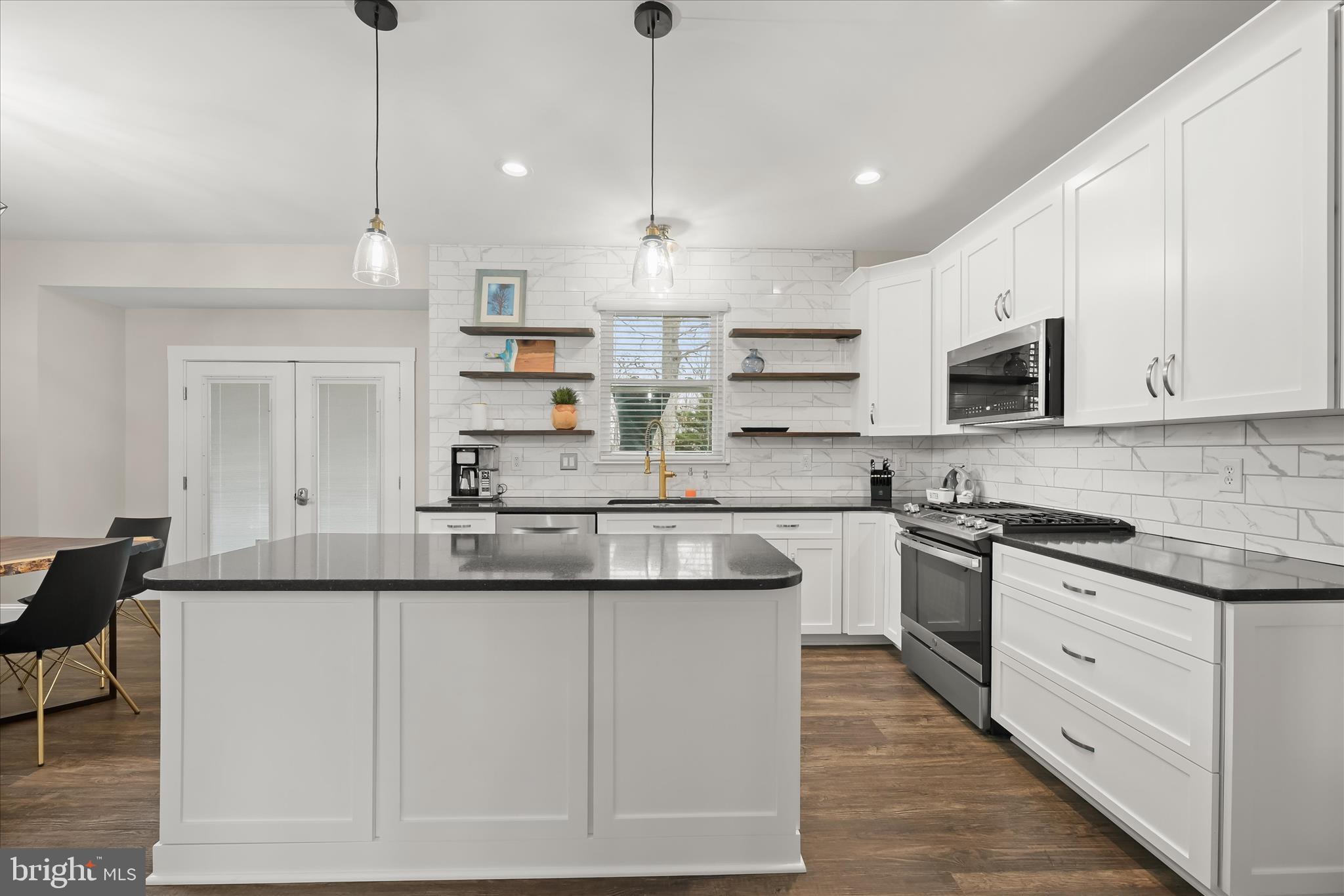 DISNEY ESTATES - Residential