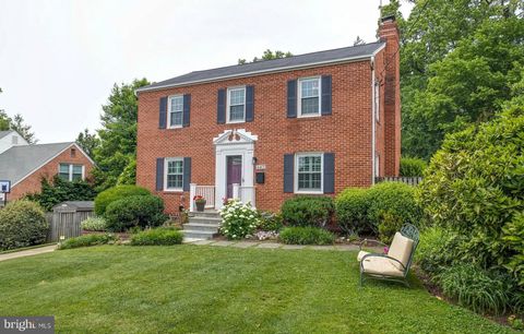 4401 DRESDEN STREET KENSINGTON MD 20895