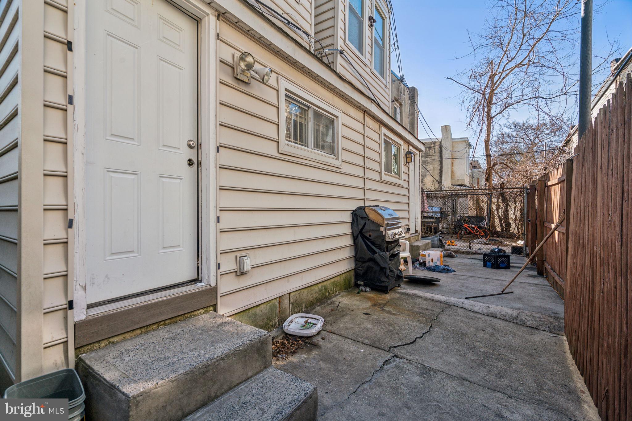 TEMPLE UNIVERSITY - Residential