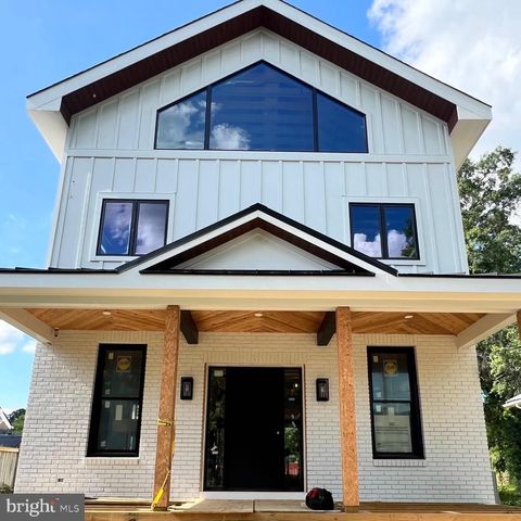 3012 CHANNING STREET NE WASHINGTON DC 20018