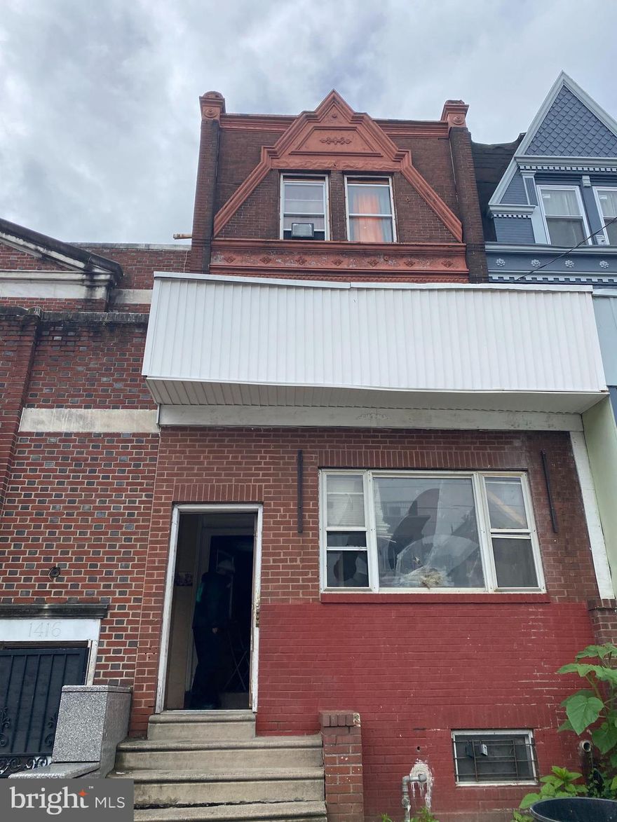 HUGE REDUCTION FOR A LIMITED TIME ONLY!!! MUST CLOSE BY 12/31/2024!!!!!!!  ATTANTION ALL INVESTORS AND DEVELOPERS!!!! THE PROPERTY IS PRICED TO SELL!!!! Welcome to 1418 W Erie St.  Come and get this Giant property and add it to your portfolio.  The property has 5 units!!! . One  2 bedrooms, and 1 bathroom. Two 1 bedroom and 1 bathroom,  and Two Studio and 1 bathroom. Located in a great and upcoming area.  This Property is one of four properties of a package deal which will total 19 units together.  The other properties are loctaed at 3734 N 19th St, 19140 which has 4 units, 1682 Harrison St, 19124 which has 6 units and 3743 N 19th St, 19140 which has 4 units The property is sold in AS-IS CONDITION. Buyer is responsible for the U&O and City Certificate. Buyer is reponsible to verify Zoning!