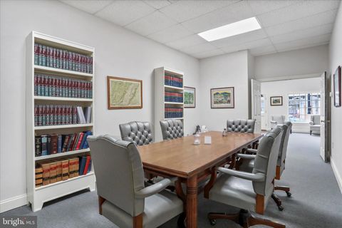 145 E KING STREET STRASBURG VA 22657