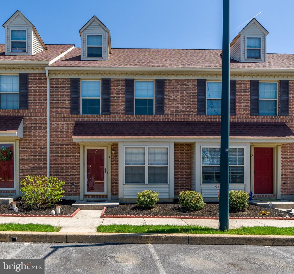 Photo of 4 Acorn Boulevard, LANCASTER, PA 17602 (MLS # PALA2086642)