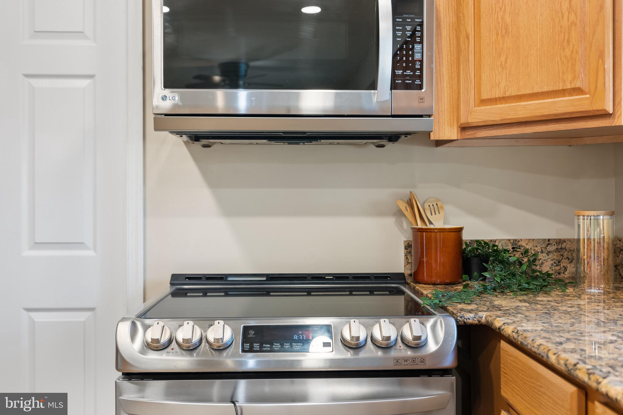 POINTER RIDGE AT COLLINGTON - Residential