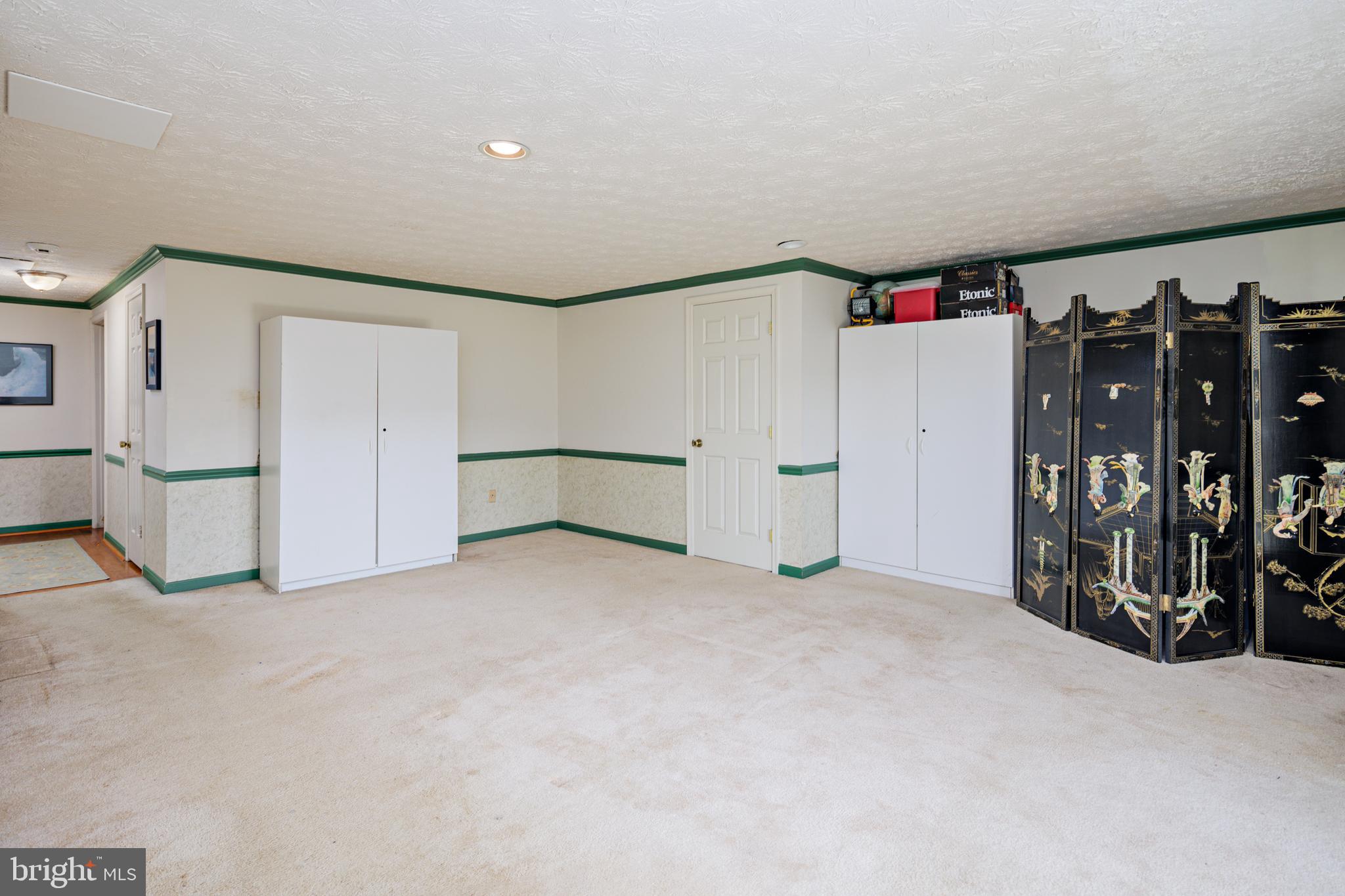 CARRIAGE WALK - Residential