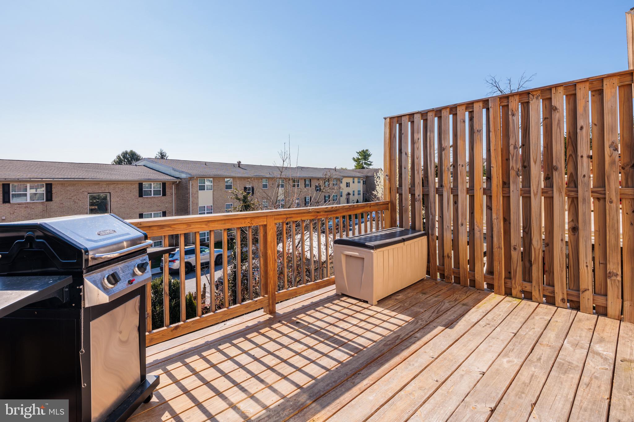 CARRIAGE WALK - Residential