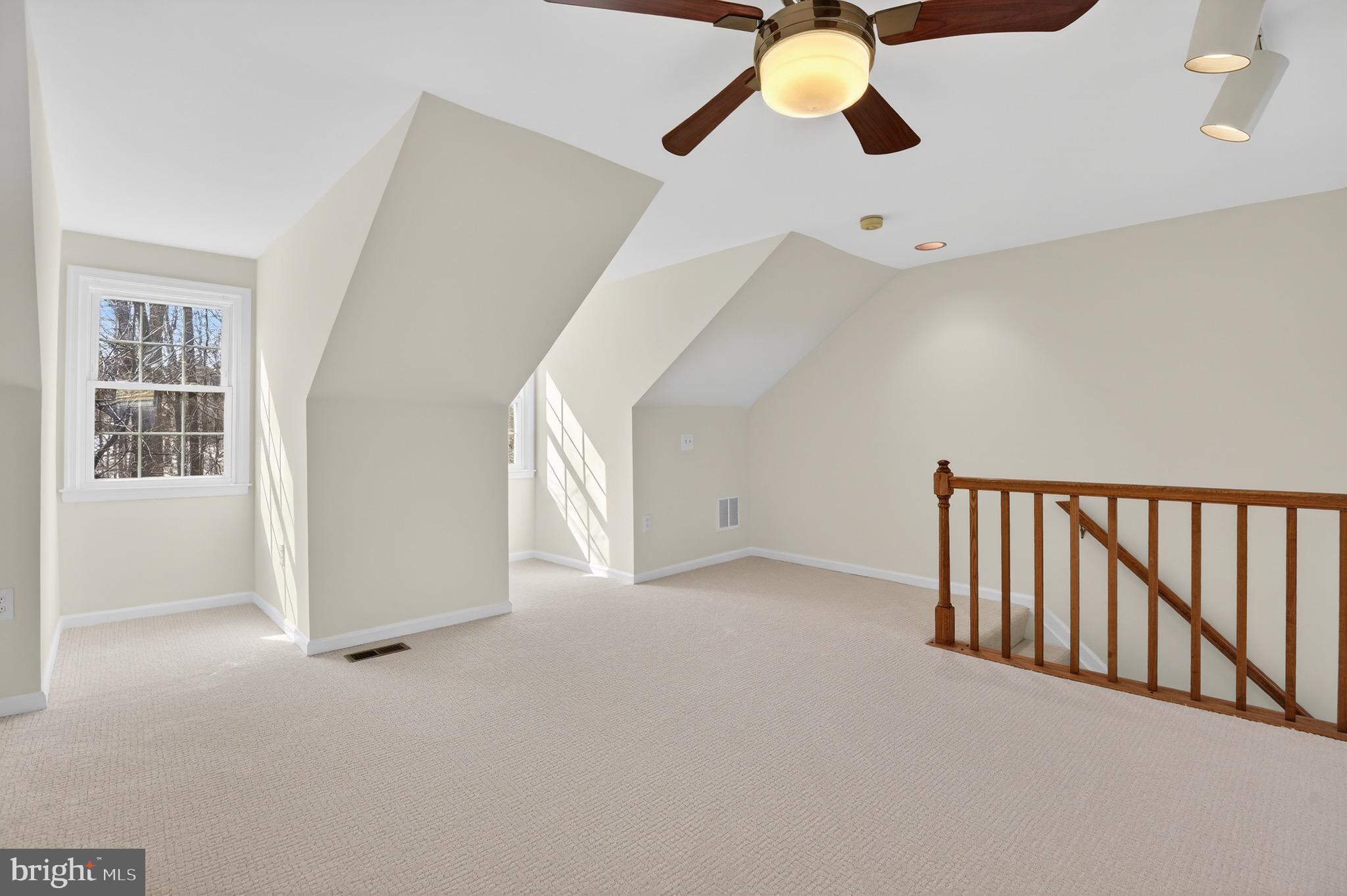 GROSVENOR PARK TOWNHOME CONDOMINIUMS - Residential