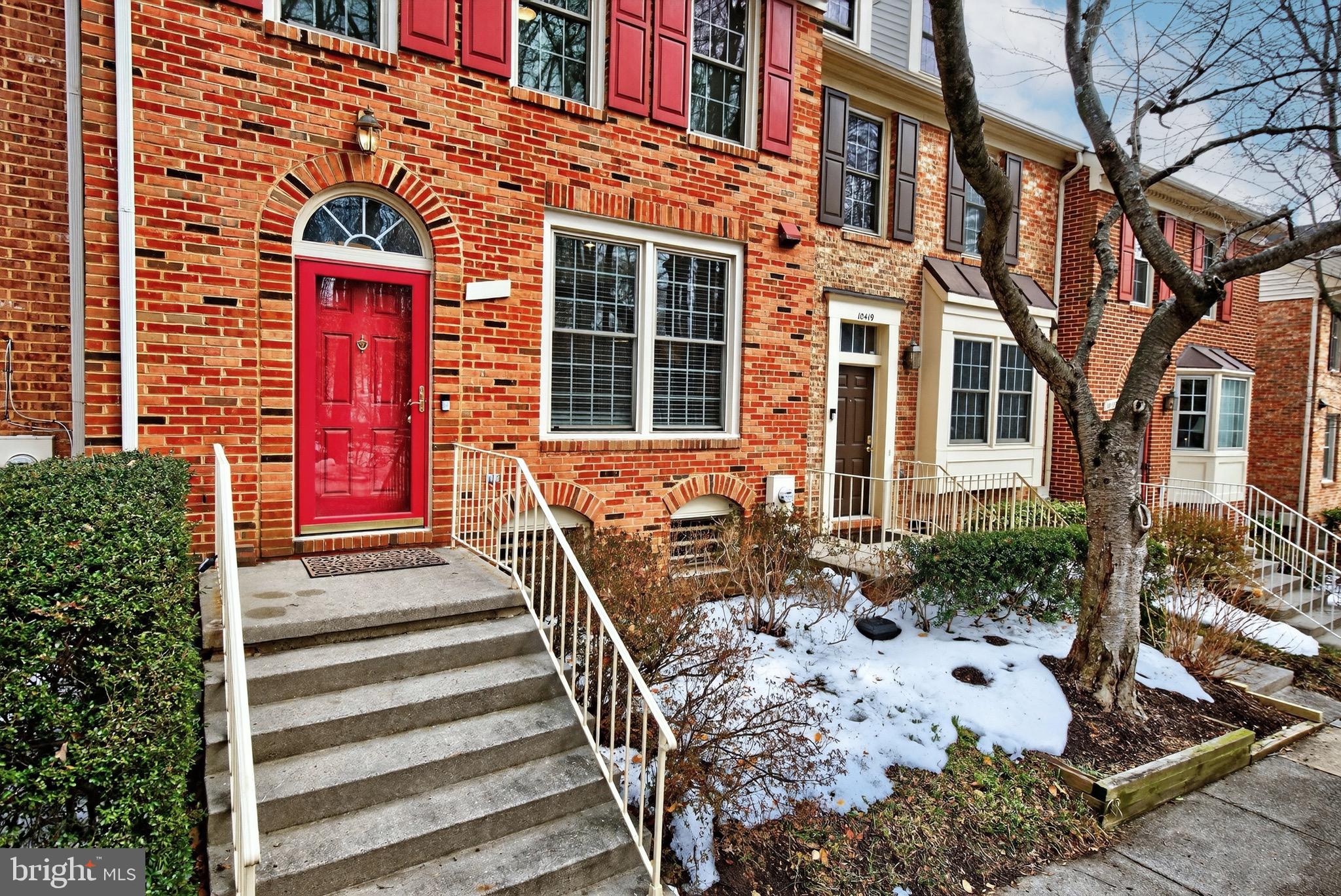 GROSVENOR PARK TOWNHOME CONDOMINIUMS - Residential