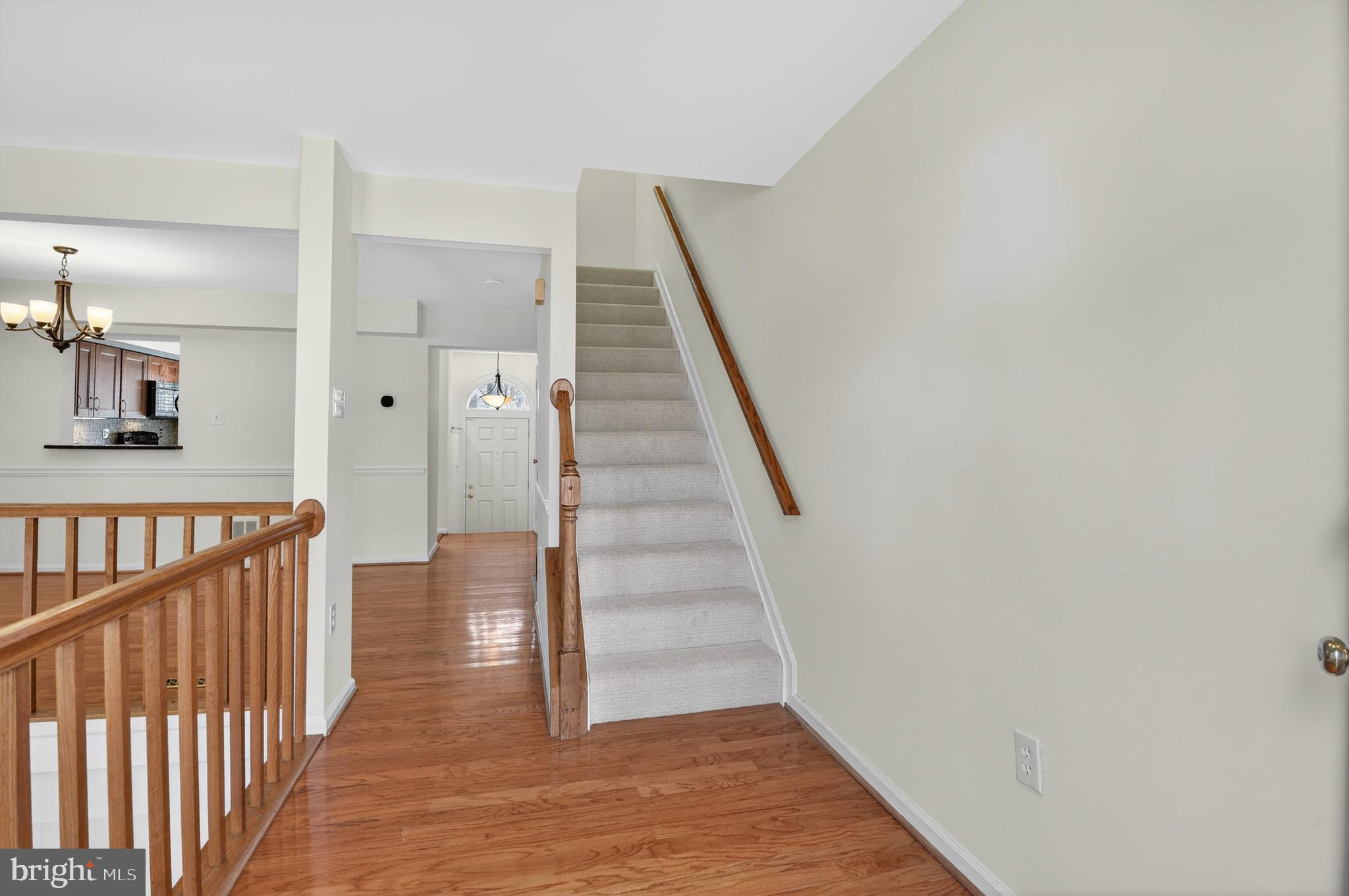 GROSVENOR PARK TOWNHOME CONDOMINIUMS - Residential